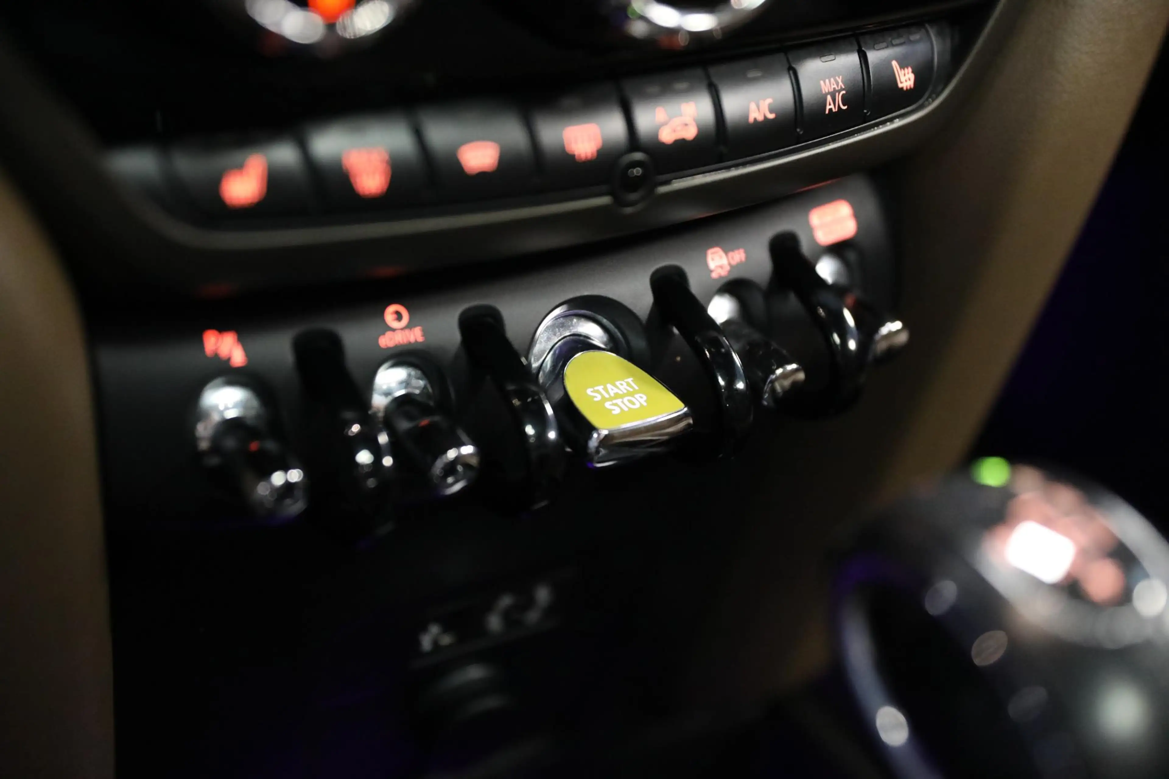 MINI Cooper SE Countryman 1.5 ALL4 Chili | Schuif- kanteldak | Leer | Cruise — photo 18