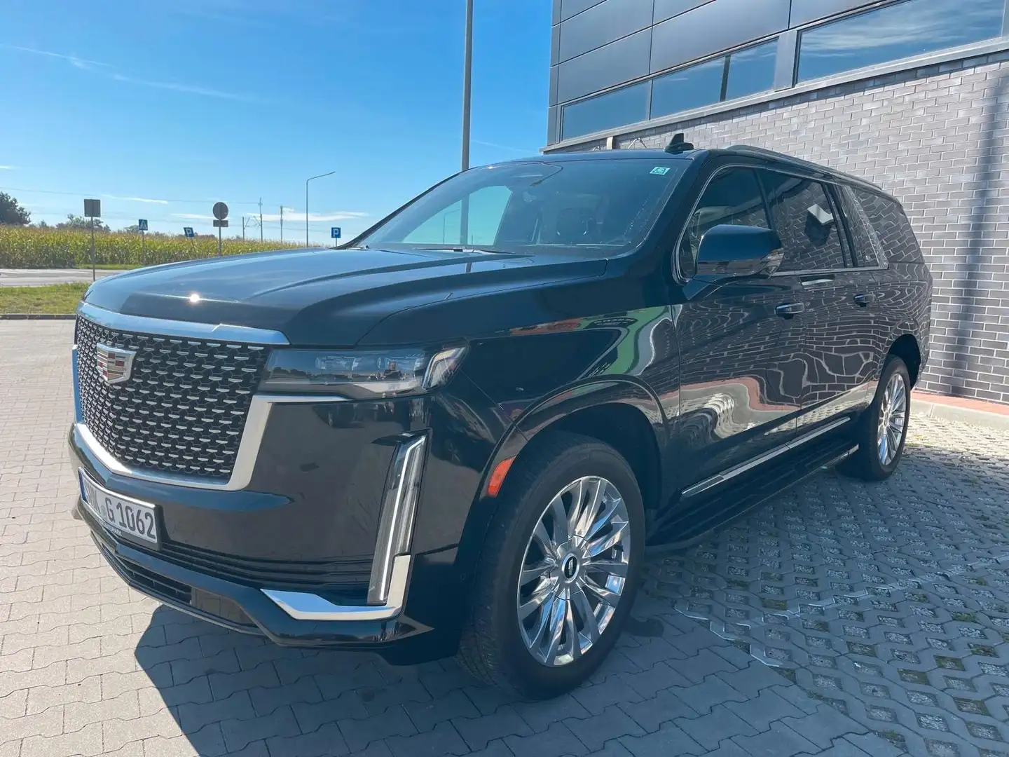 Cadillac Escalade Diesel  D600 Vollausstatung Schwarz - 1