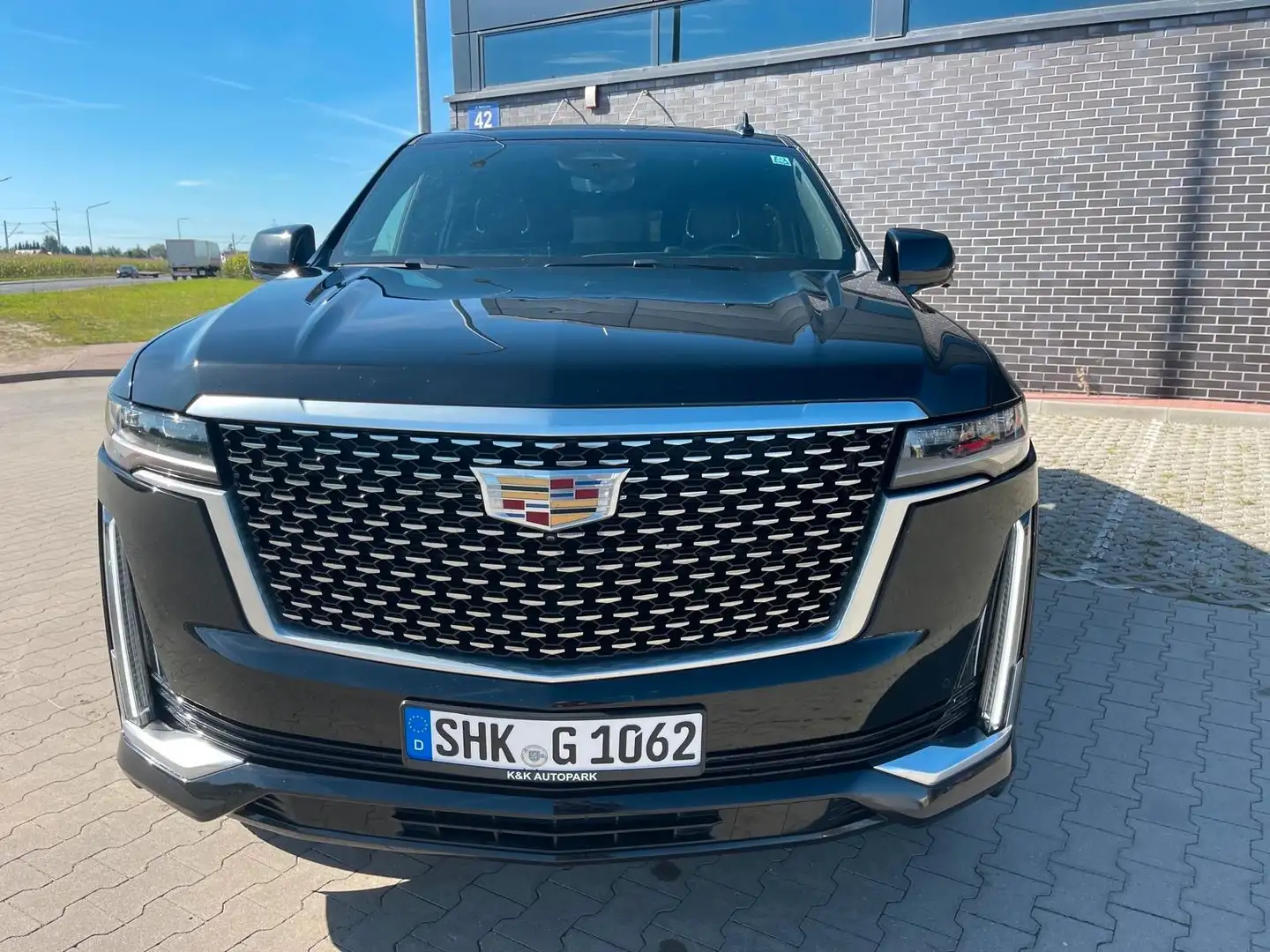 Cadillac Escalade Diesel  D600 Vollausstatung Schwarz - 2