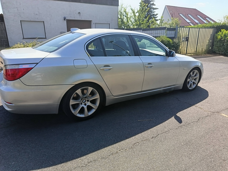 BMW 540 540i Aut. Edition Sport LCI — photo 8