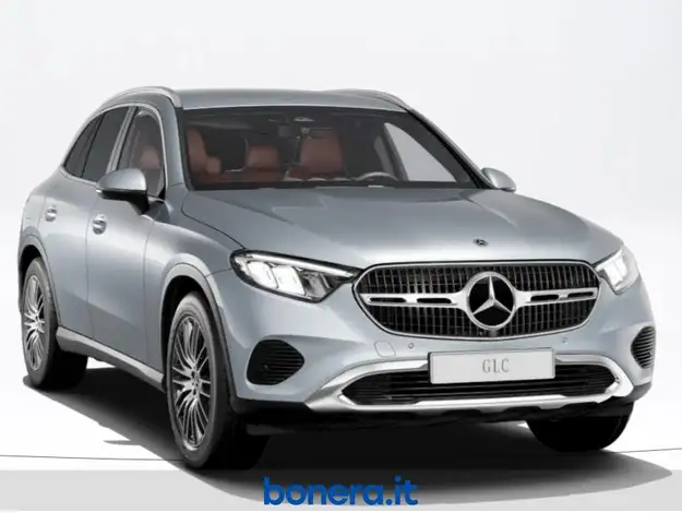 Mercedes-Benz GLC view 2