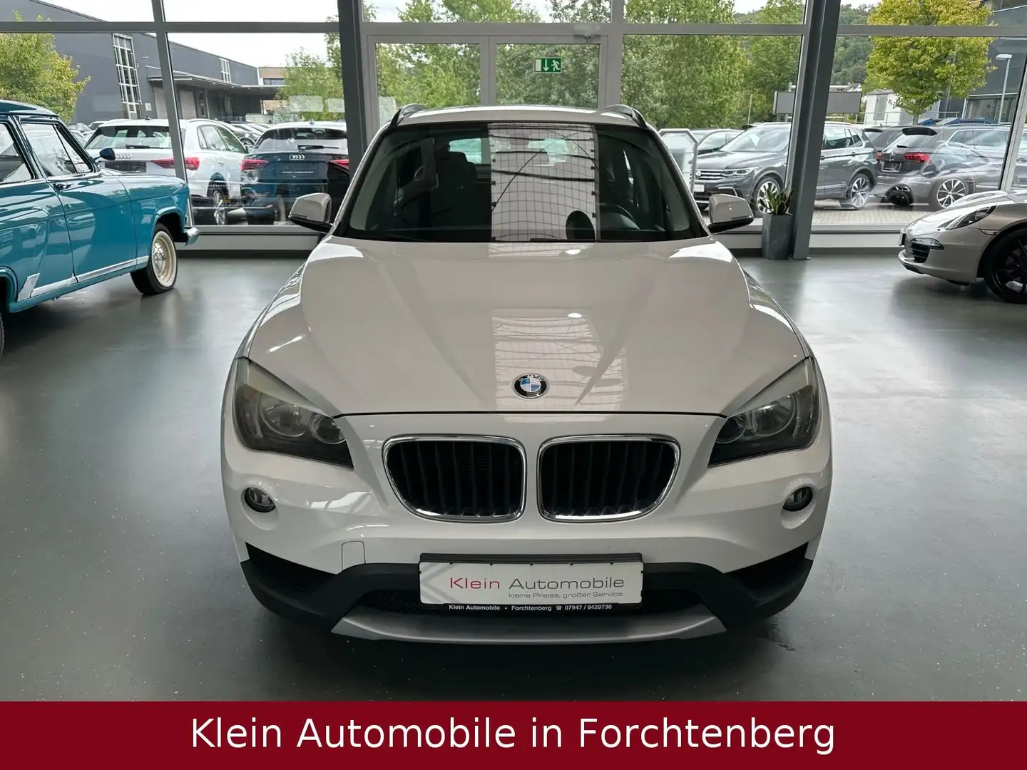 BMW X1 20 i xDrive Klimaautomatik AHK 17"LM 1.-Hand Weiß - 2