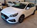 Hyundai i30 5P TGDI 1.0 120CV 48V KLASS Blanco - thumbnail 2