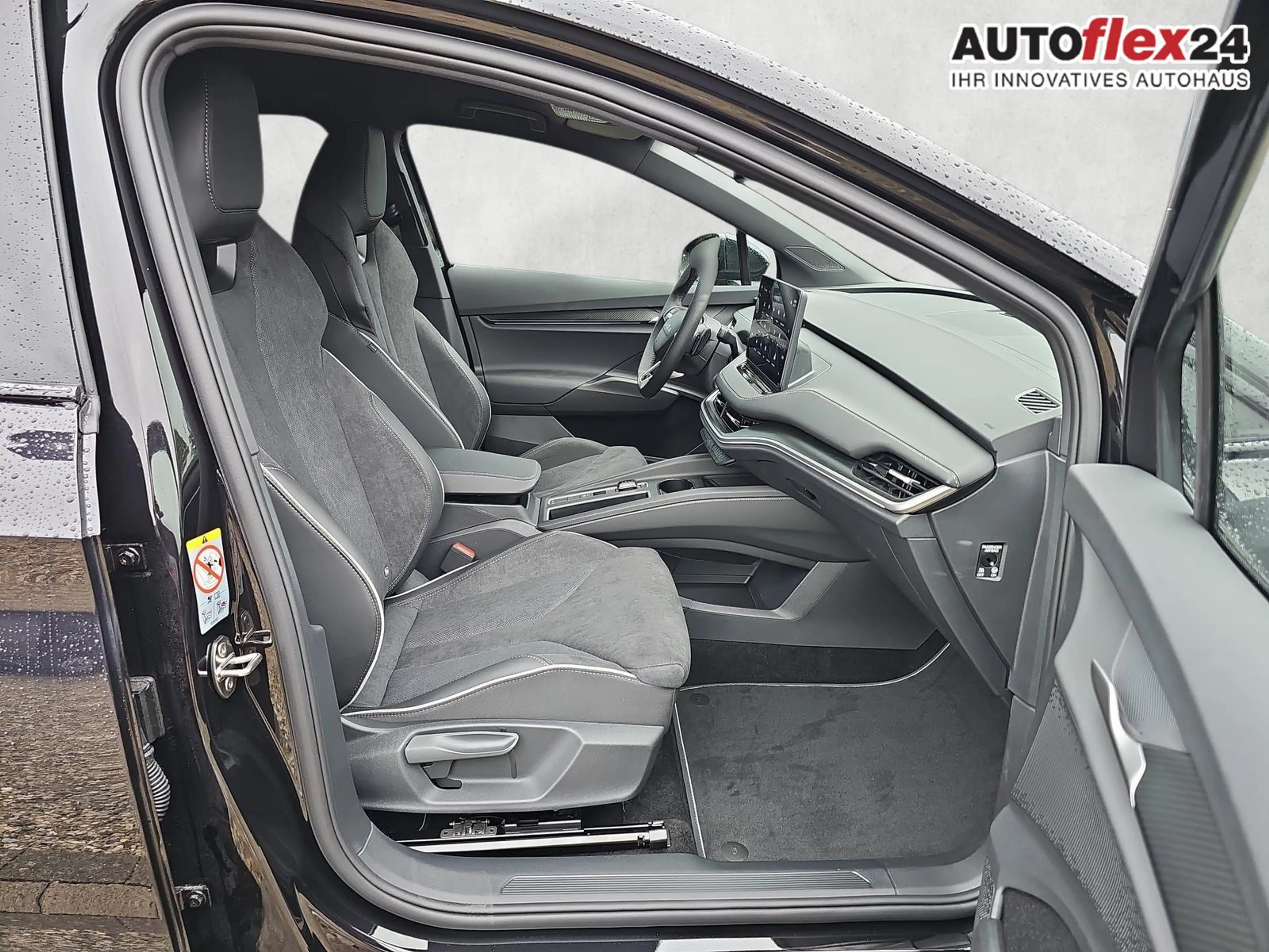 Skoda Elroq 85 Sportline (04.2026) Matrix Travel-Assist Key... — photo 9