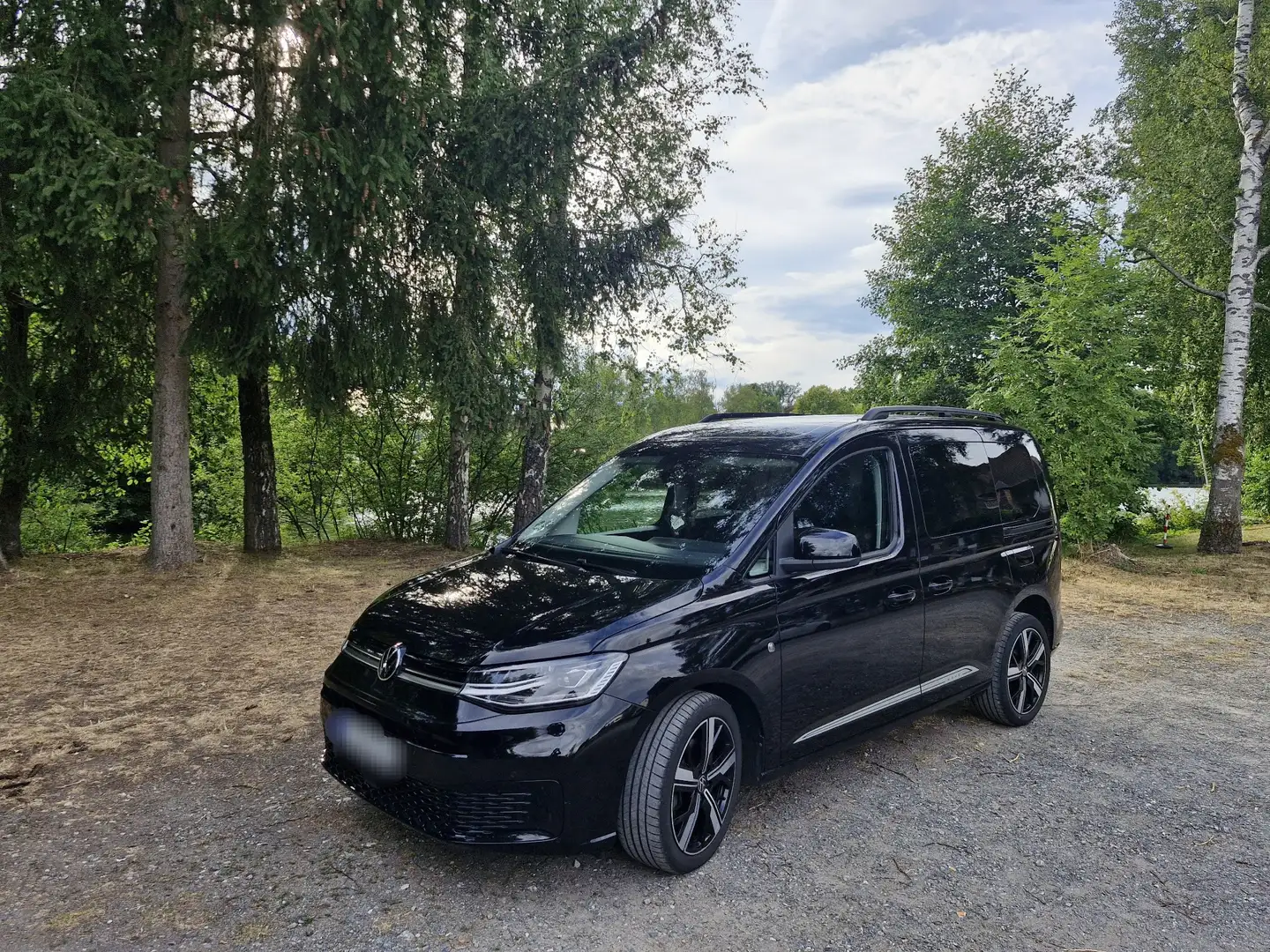Volkswagen Caddy 2.0 TDI BMT (5-Si.) DSG Move Schwarz - 1