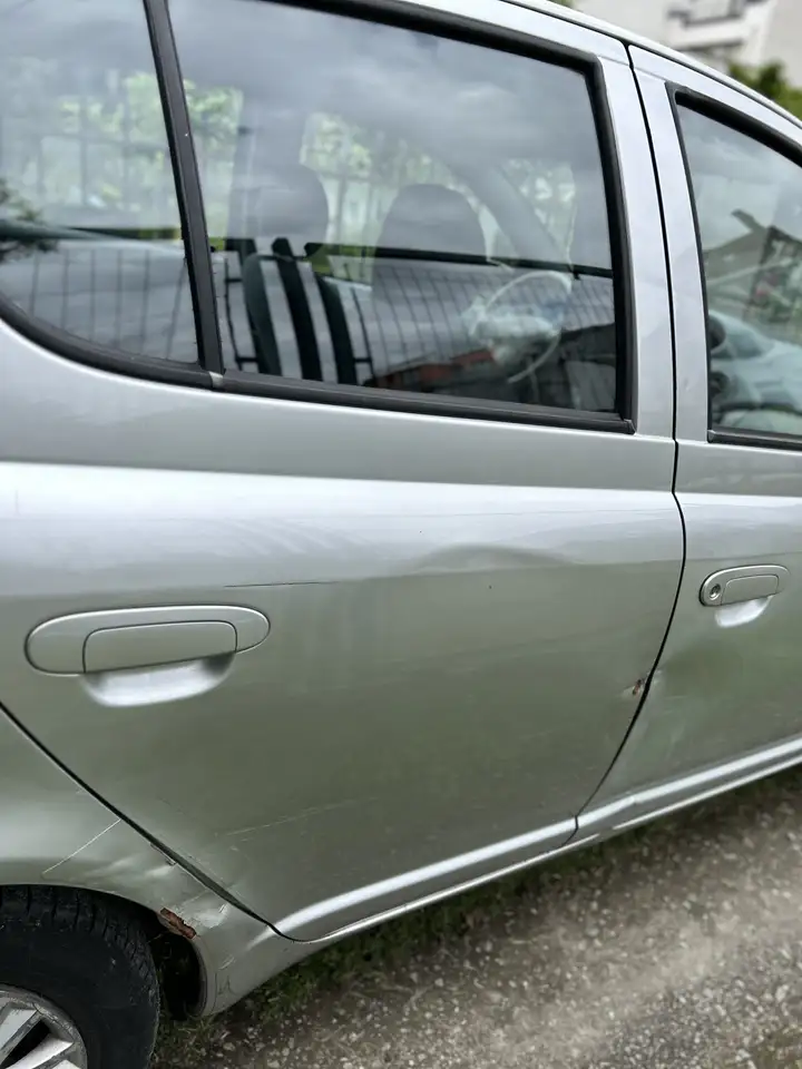 Toyota Yaris 1.3i 16v Linea Sol, foto 11