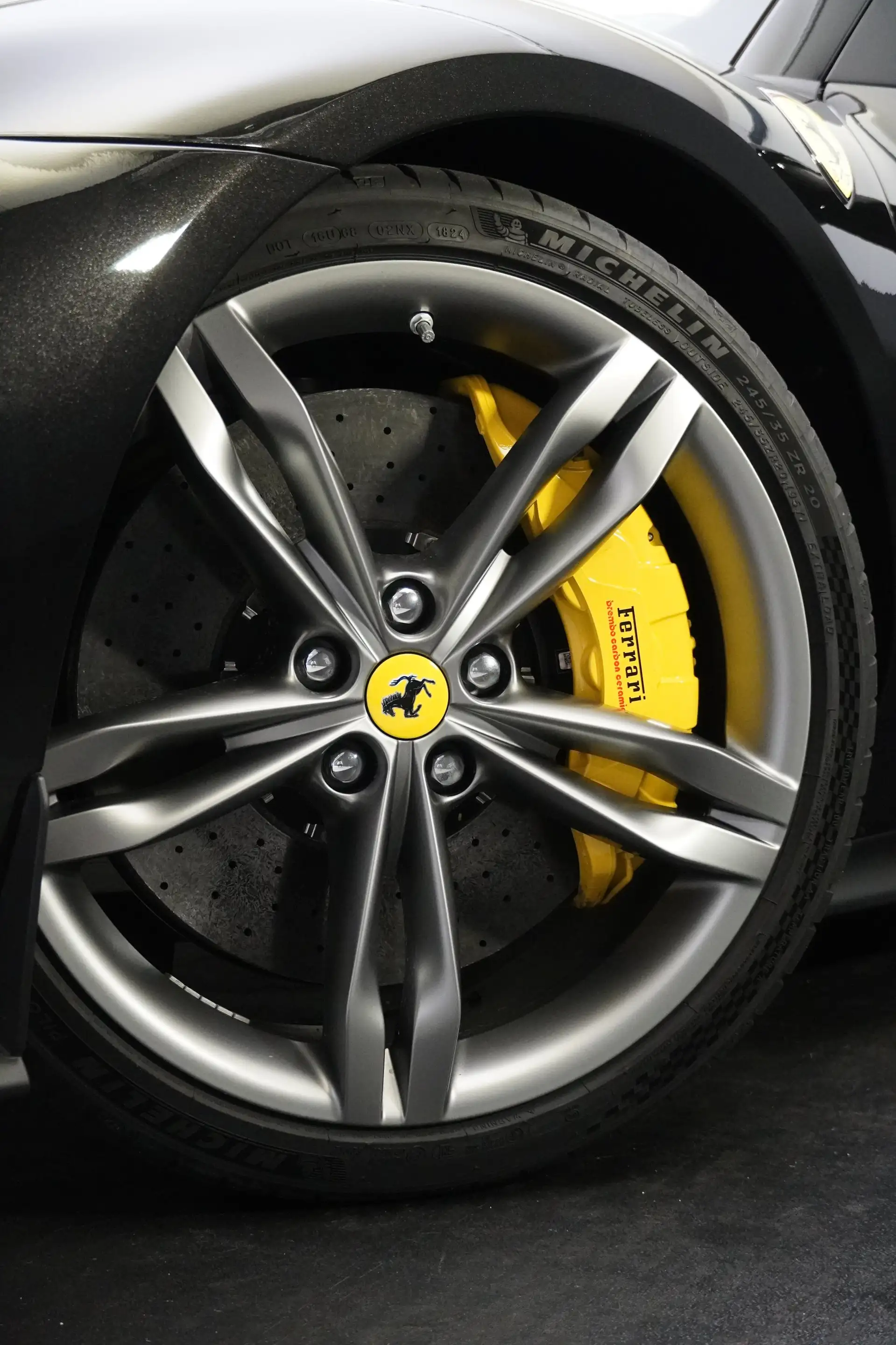 Ferrari 296 GTS — photo 3