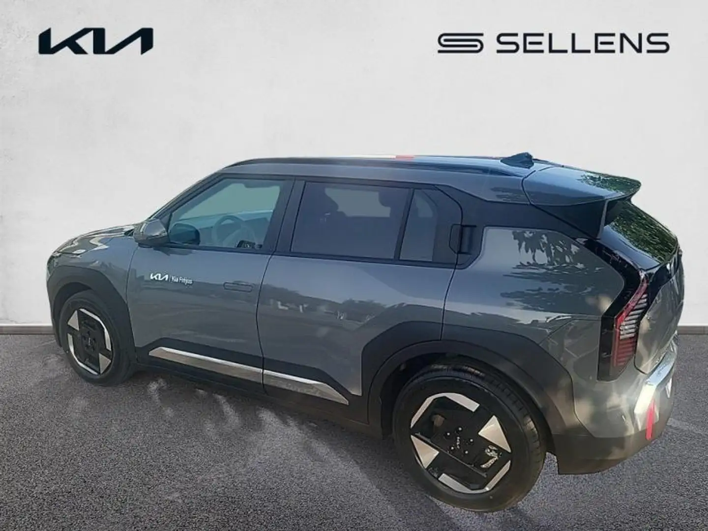 Kia EV3 204ch 81,4kWh Earth Gris - 2
