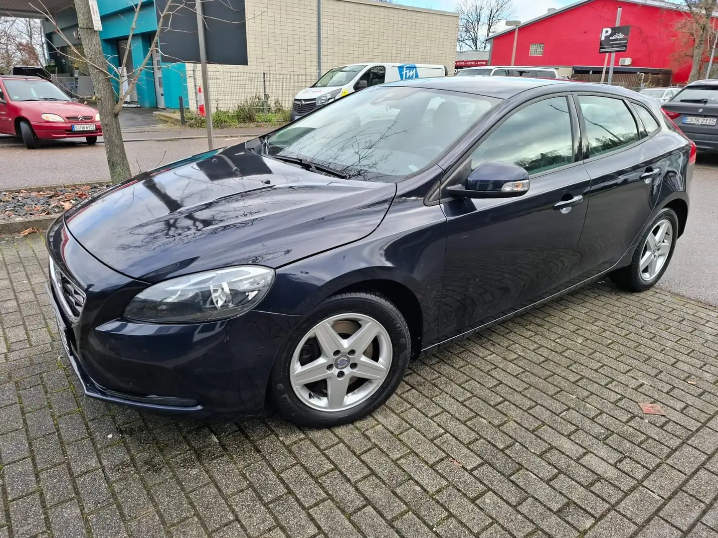 Volvo V40 V40 Diesel D3 Kinetic Albastru - 1