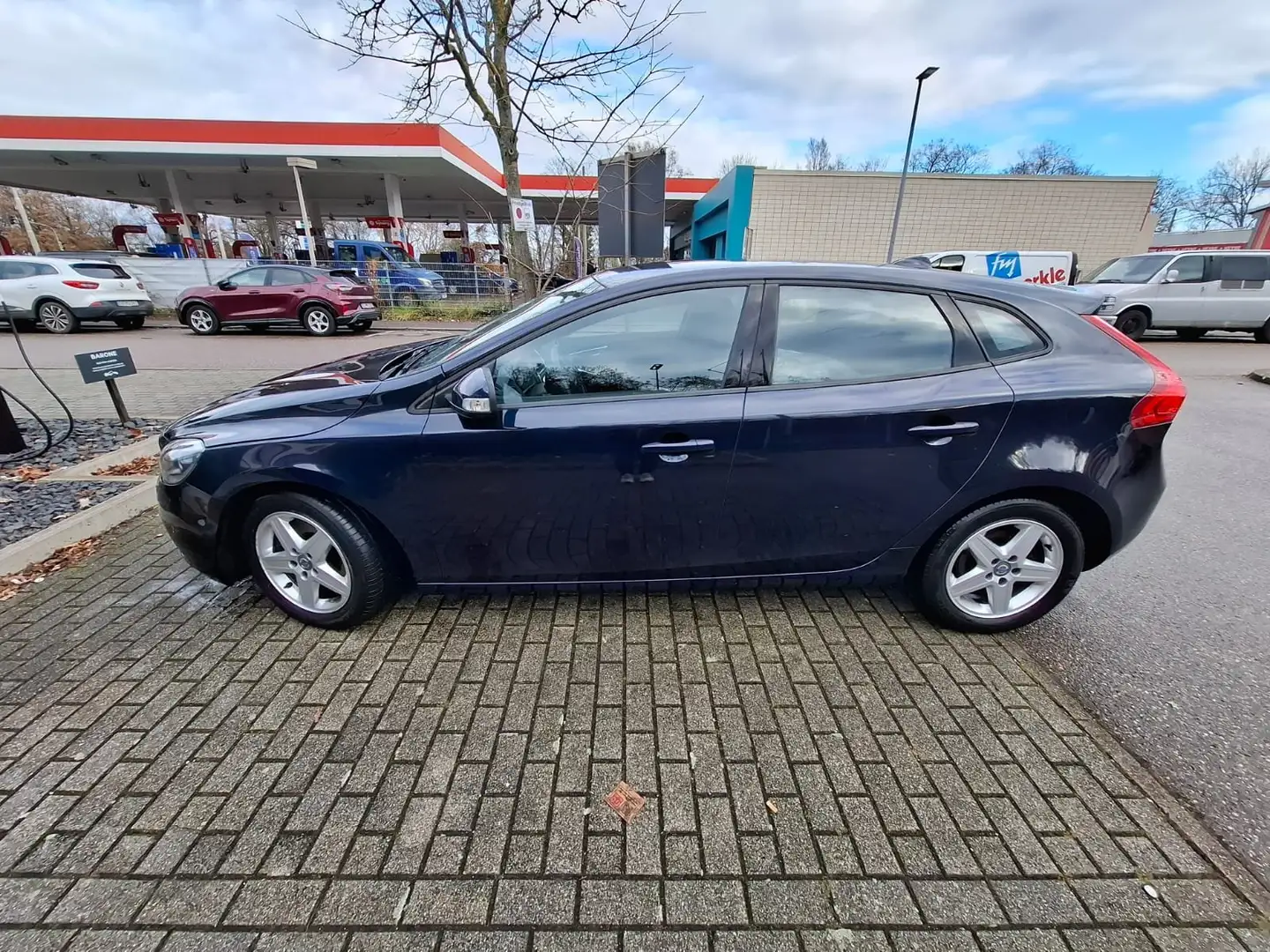 Volvo V40 V40 Diesel D3 Kinetic Albastru - 2