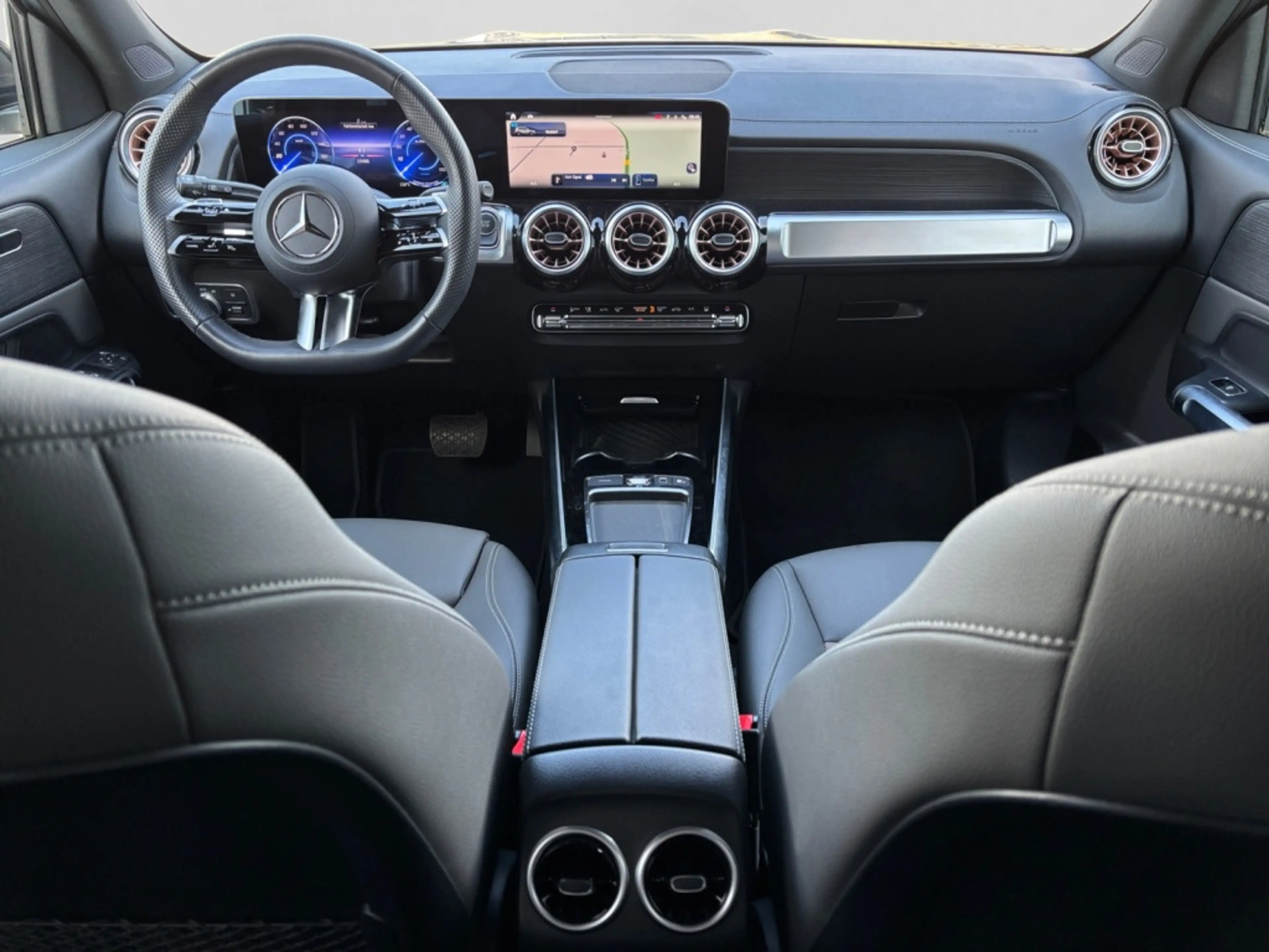 Mercedes-Benz EQB 300 4M NIGHT|7-SITZE|PANO|SHZ|DISTR|KAM — photo 7