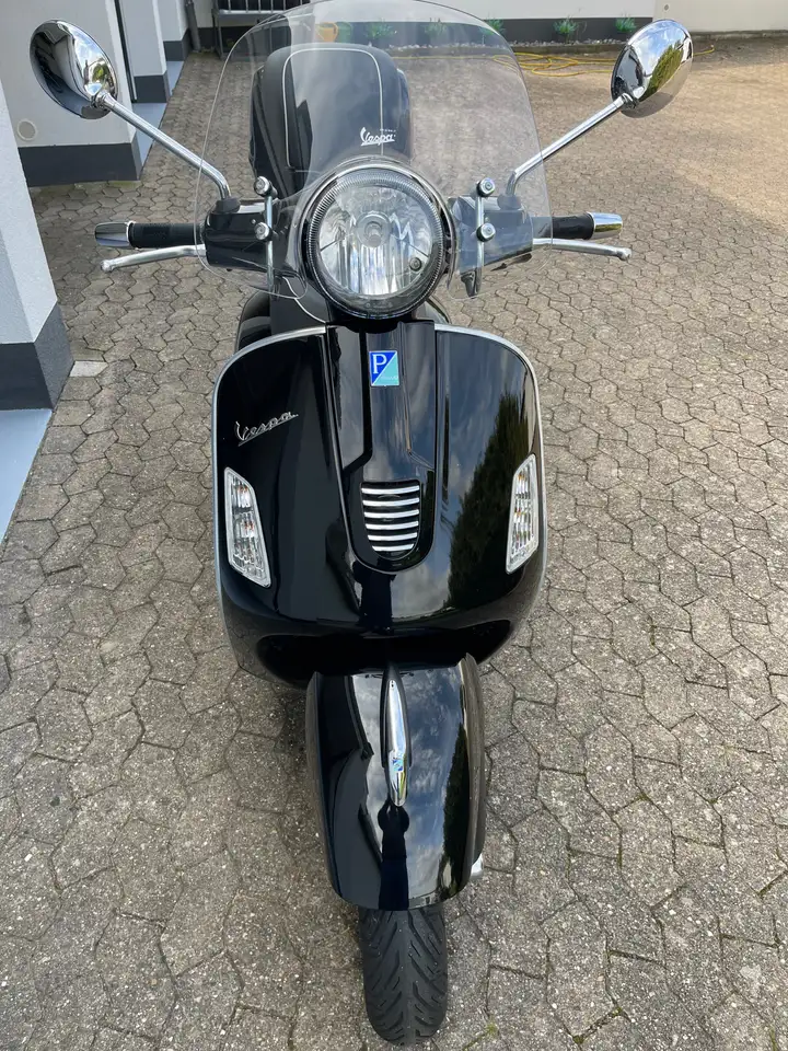 Vespa GTS Super 300