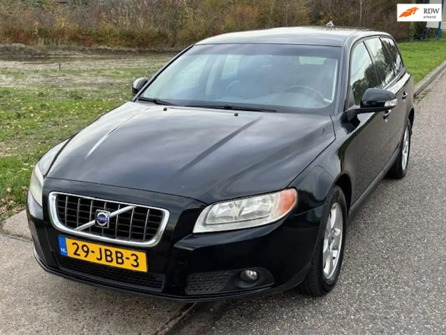 Volvo V70 2.4D Limited Edition Automaat ECC Audio/CD Navigat Zwart - 1
