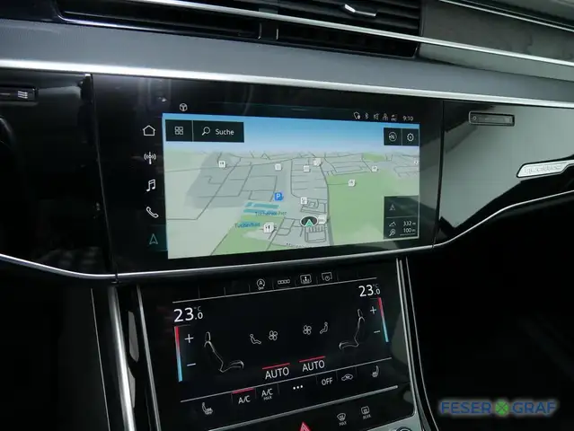Audi A8 view 11