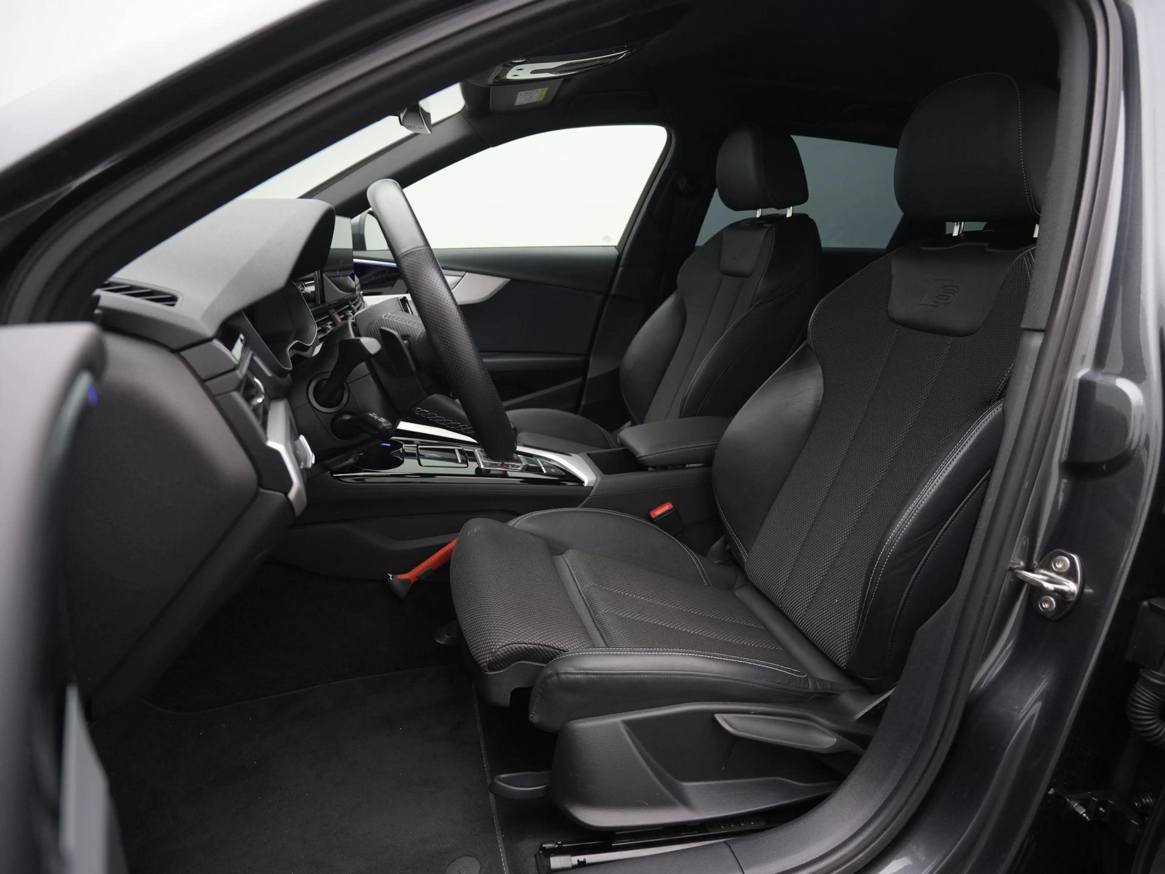 Audi A4 Avant 35 TFSI 150pk S edition | Audi Virtual Cockp — photo 8