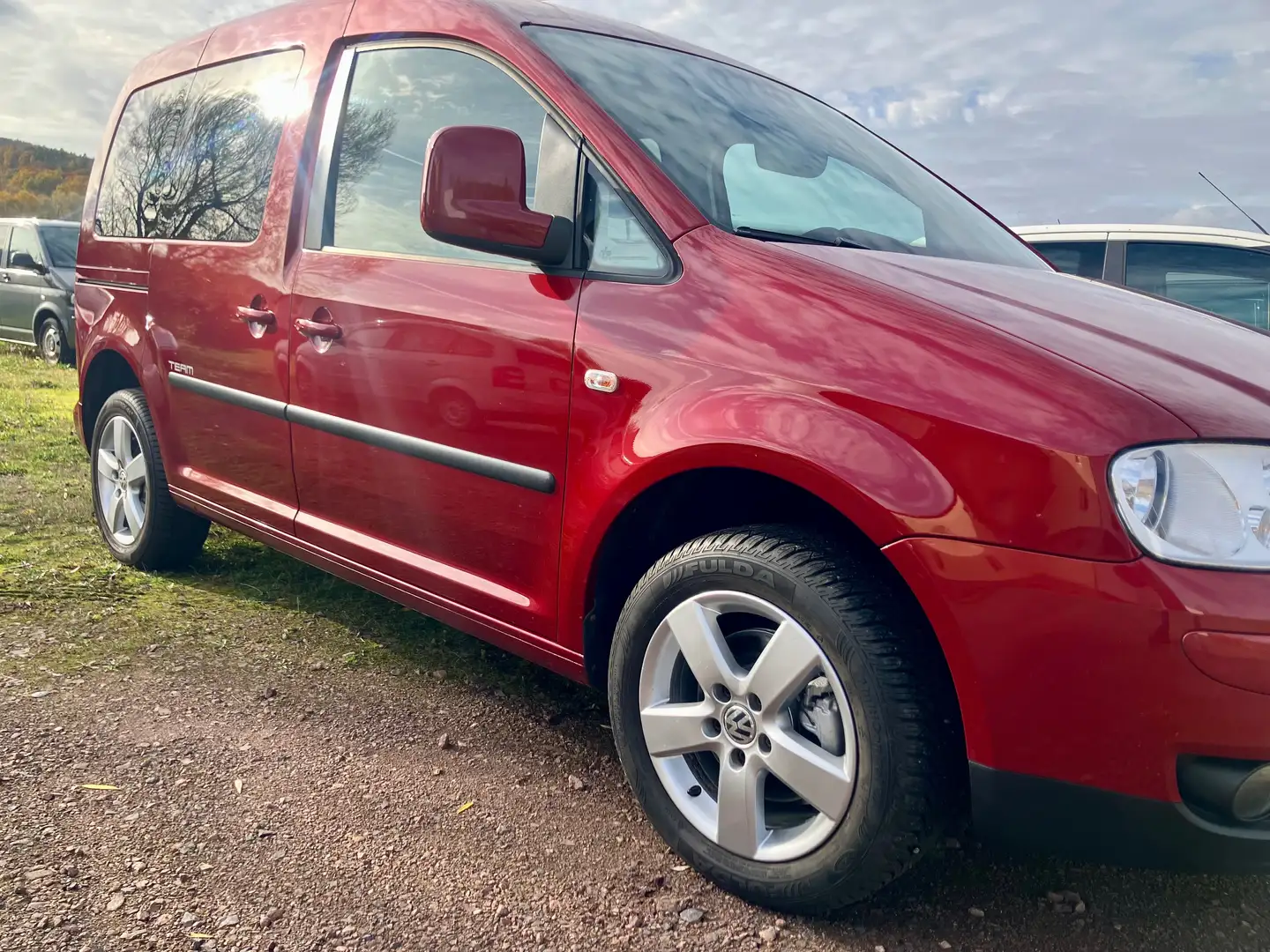 Volkswagen Caddy Life Team Rot - 2