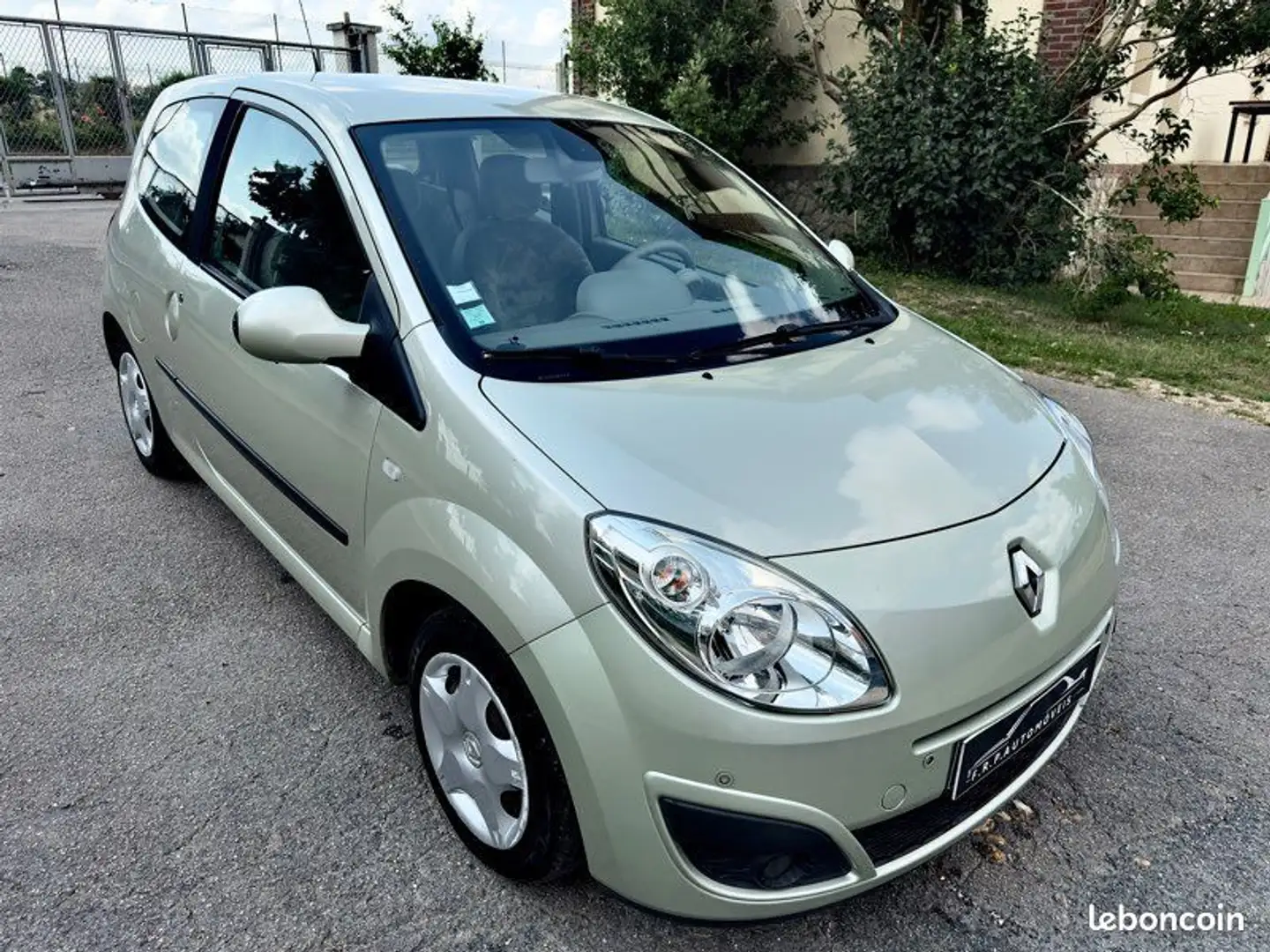 Renault Twingo II 1.2 16v bva 4499e - 2
