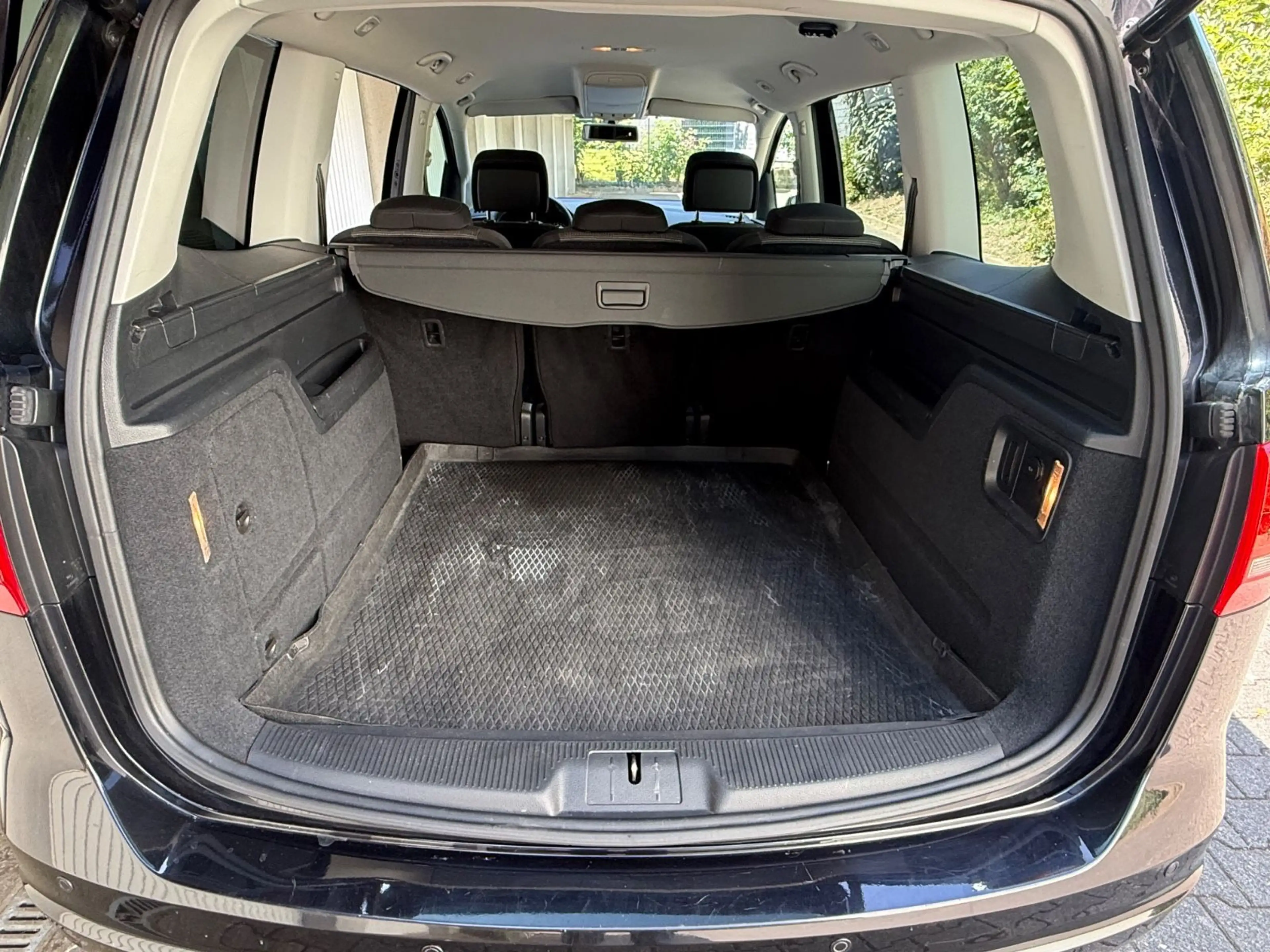 Volkswagen Sharan *PDC*Allwetterreifen*StartStop — photo 10