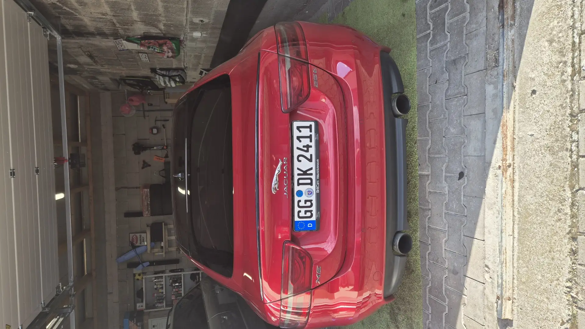 Jaguar XE 25t R-Sport 280 ps tausch gegen F-Pace Rot - 2