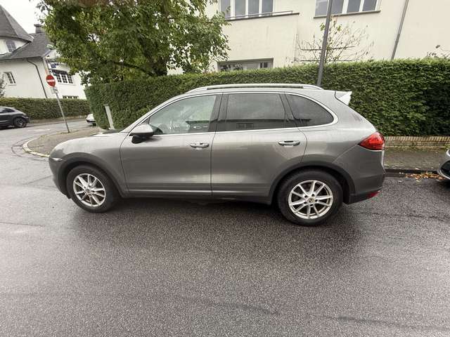 Imagine Porsche Cayenne Diesel Tiptronic S