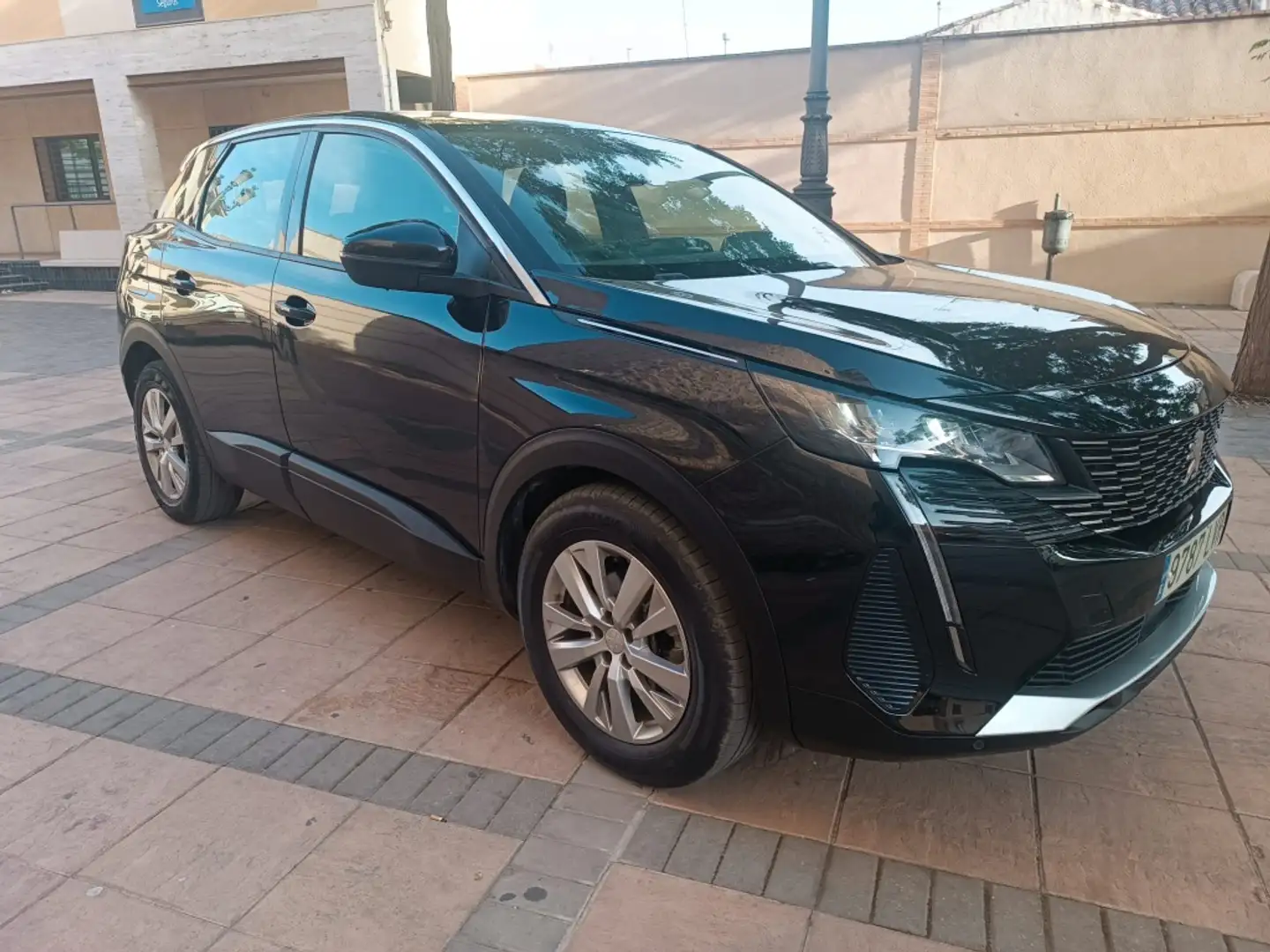 Peugeot 3008 1.5BlueHDi Active Pack S&S 130 Negro - 2