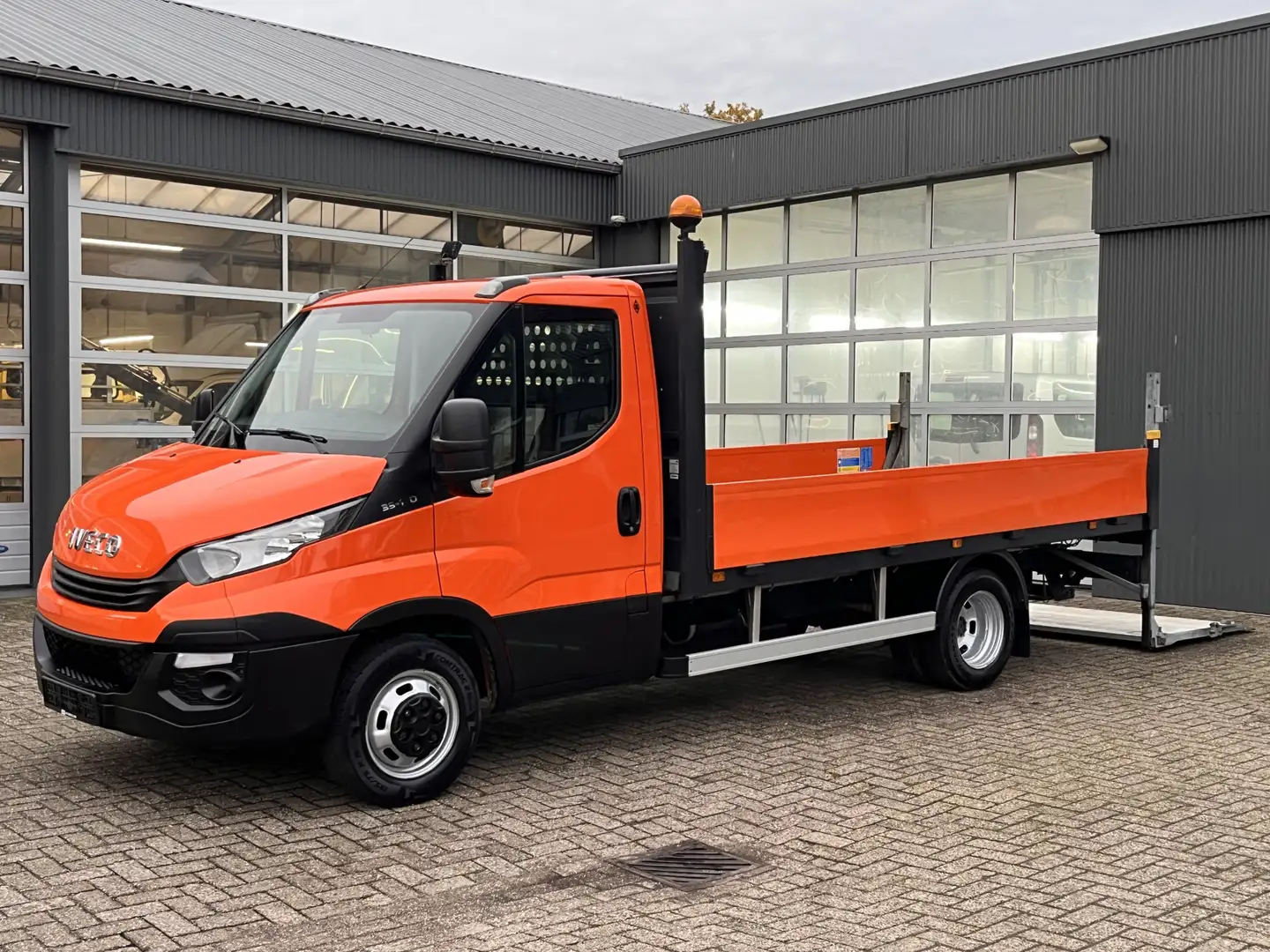 Iveco Daily 35S12V 2.3 Laadklep 500kg Afneembare Trekhaak 3500 Portocaliu - 2