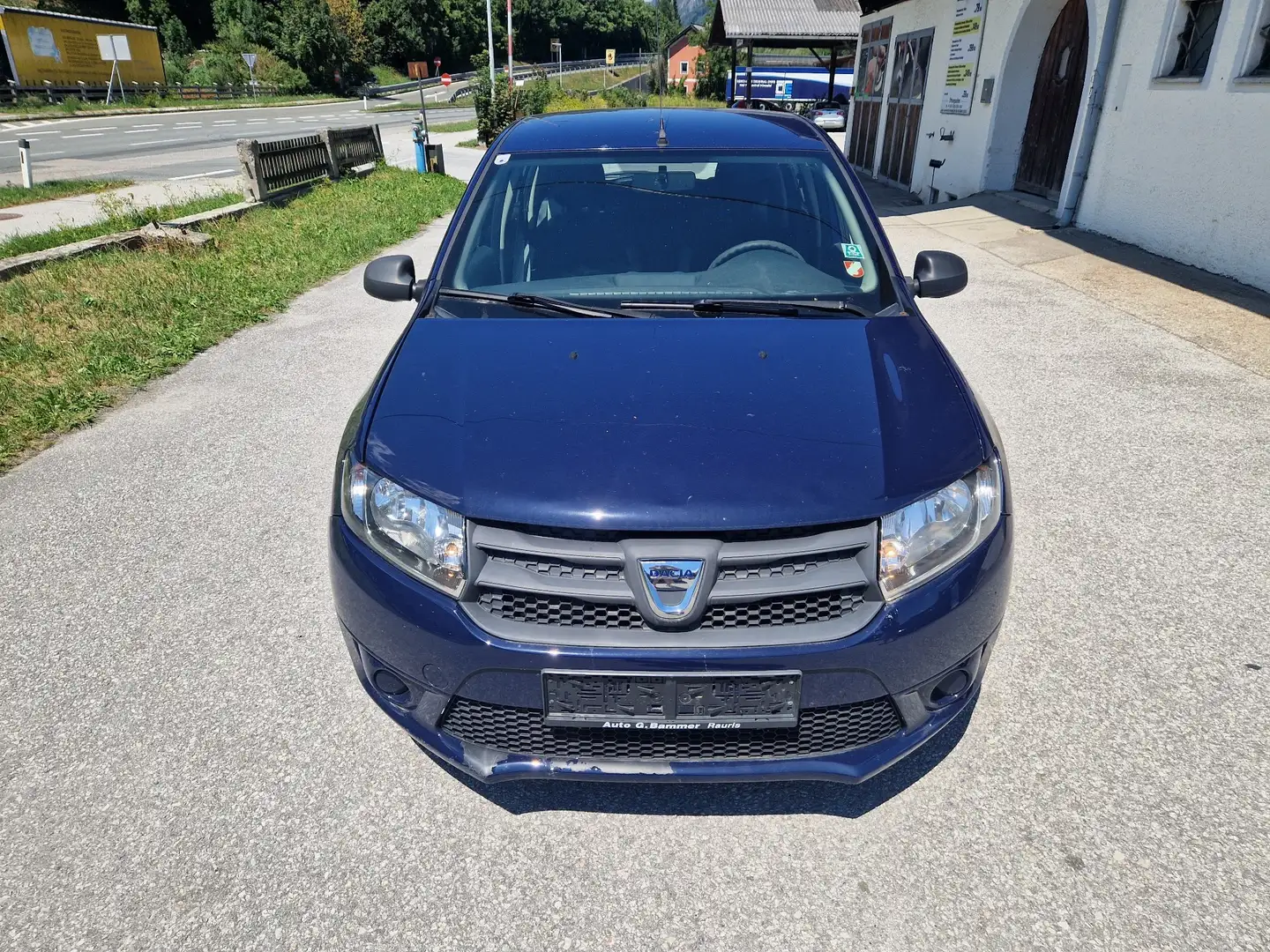 Dacia Sandero Essentiel - 2