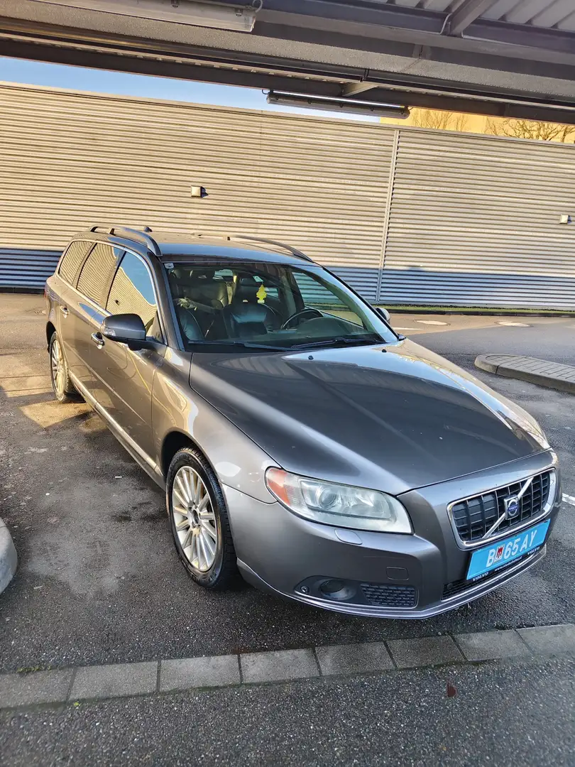 Volvo V70 R AWD Aut. Bronze - 2