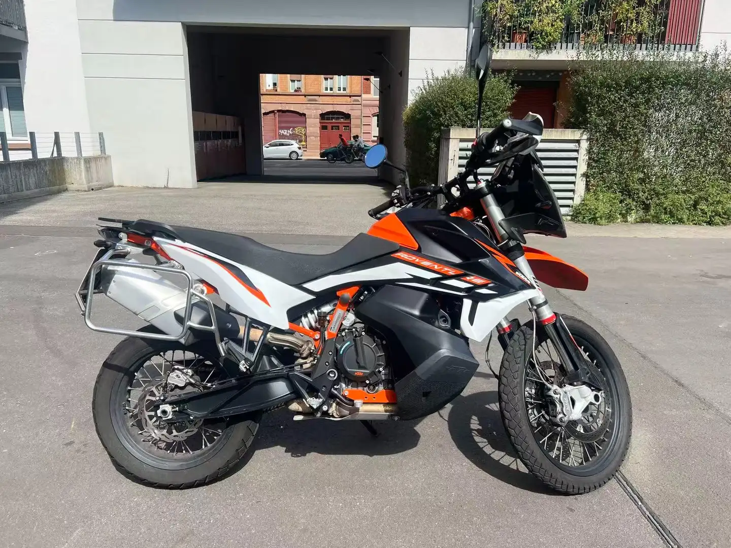 KTM 890 Adventure LED, Tempomat, Heizgriffe, Tourtechkoffer, Rally Blanc - 1