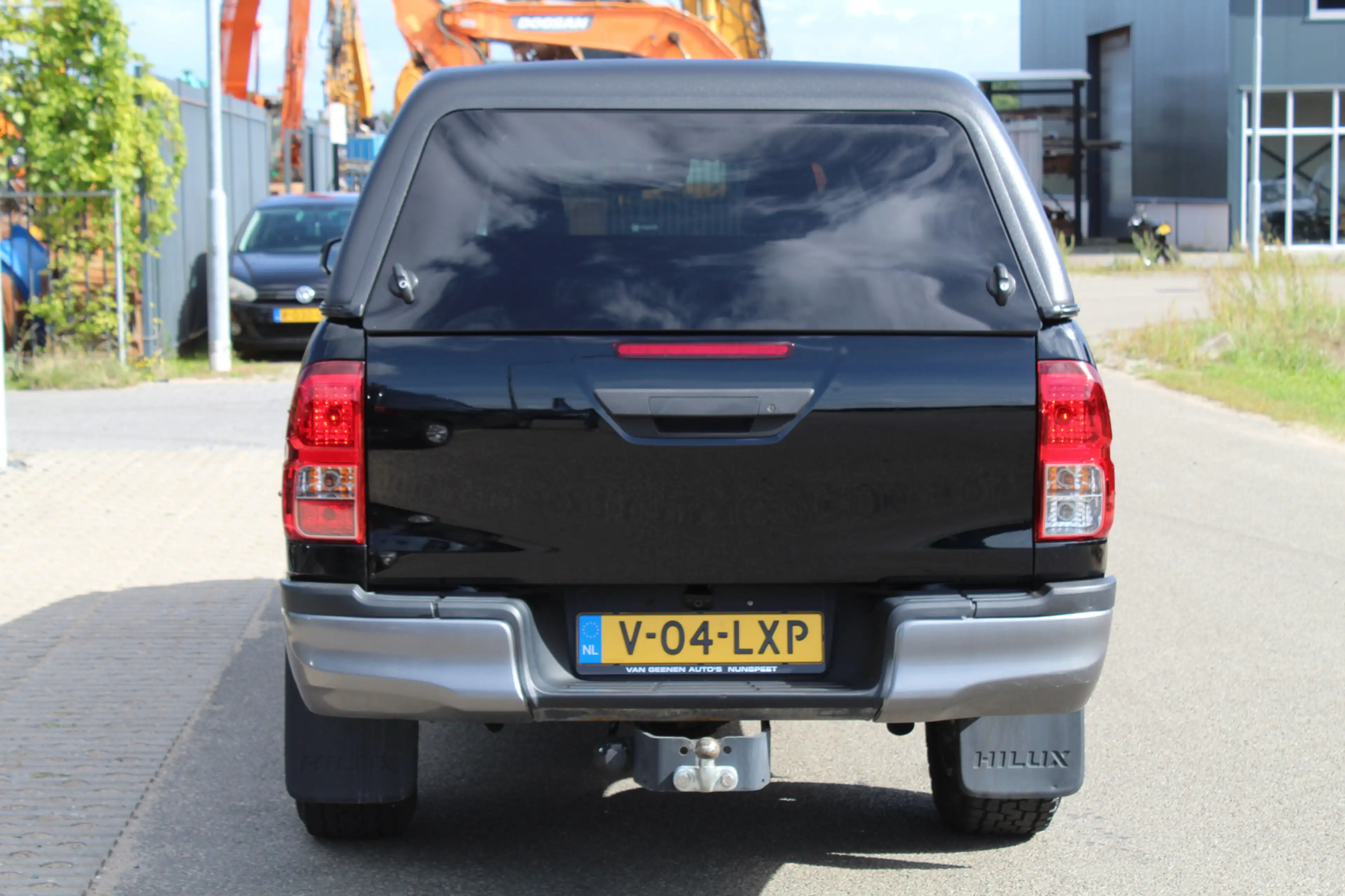 Toyota Hilux 2.4 D-4D-F 150Pk 4x4 | Grijs kenteken | RIVAL + ME — photo 27