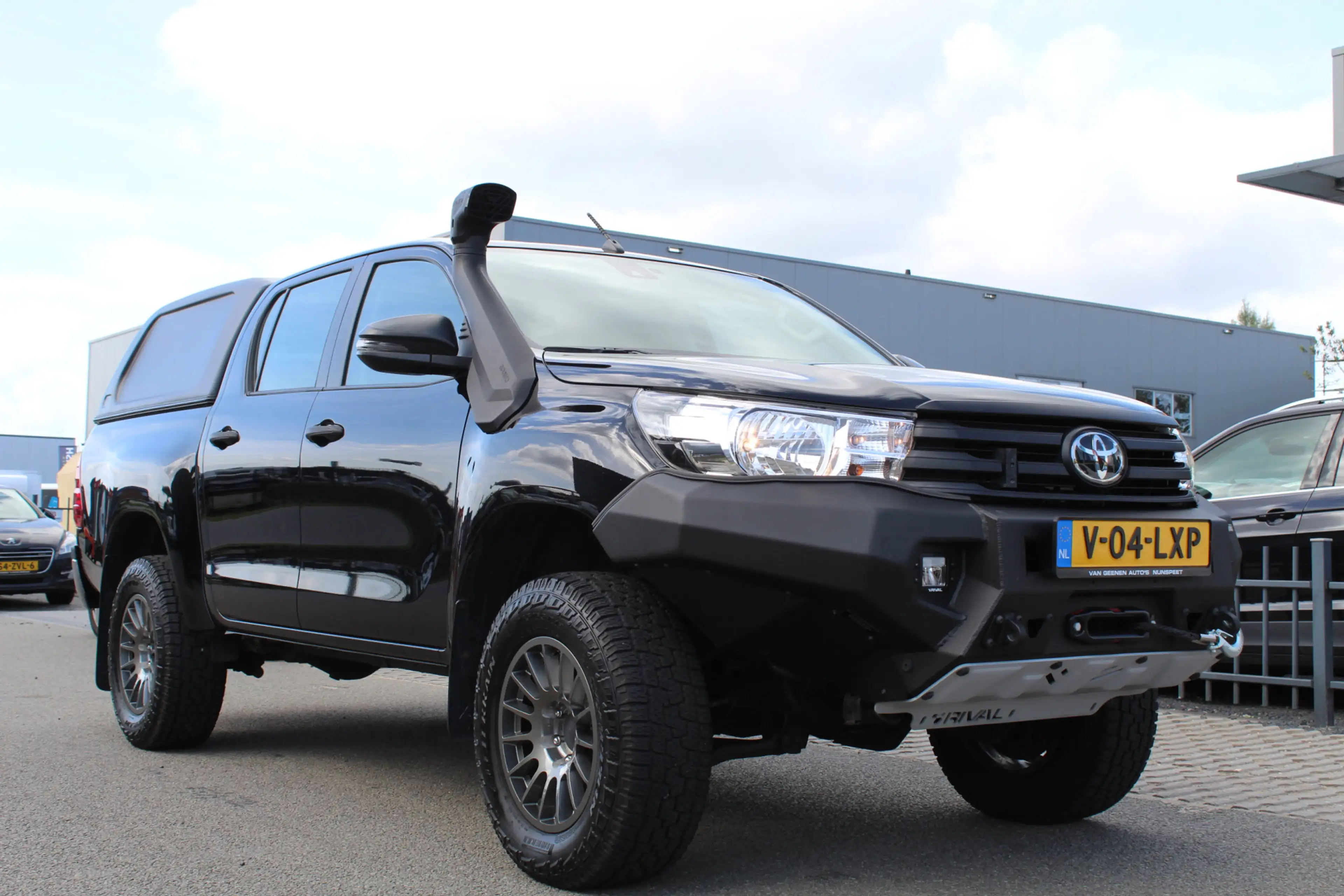 Toyota Hilux 2.4 D-4D-F 150Pk 4x4 | Grijs kenteken | RIVAL + ME — photo 22