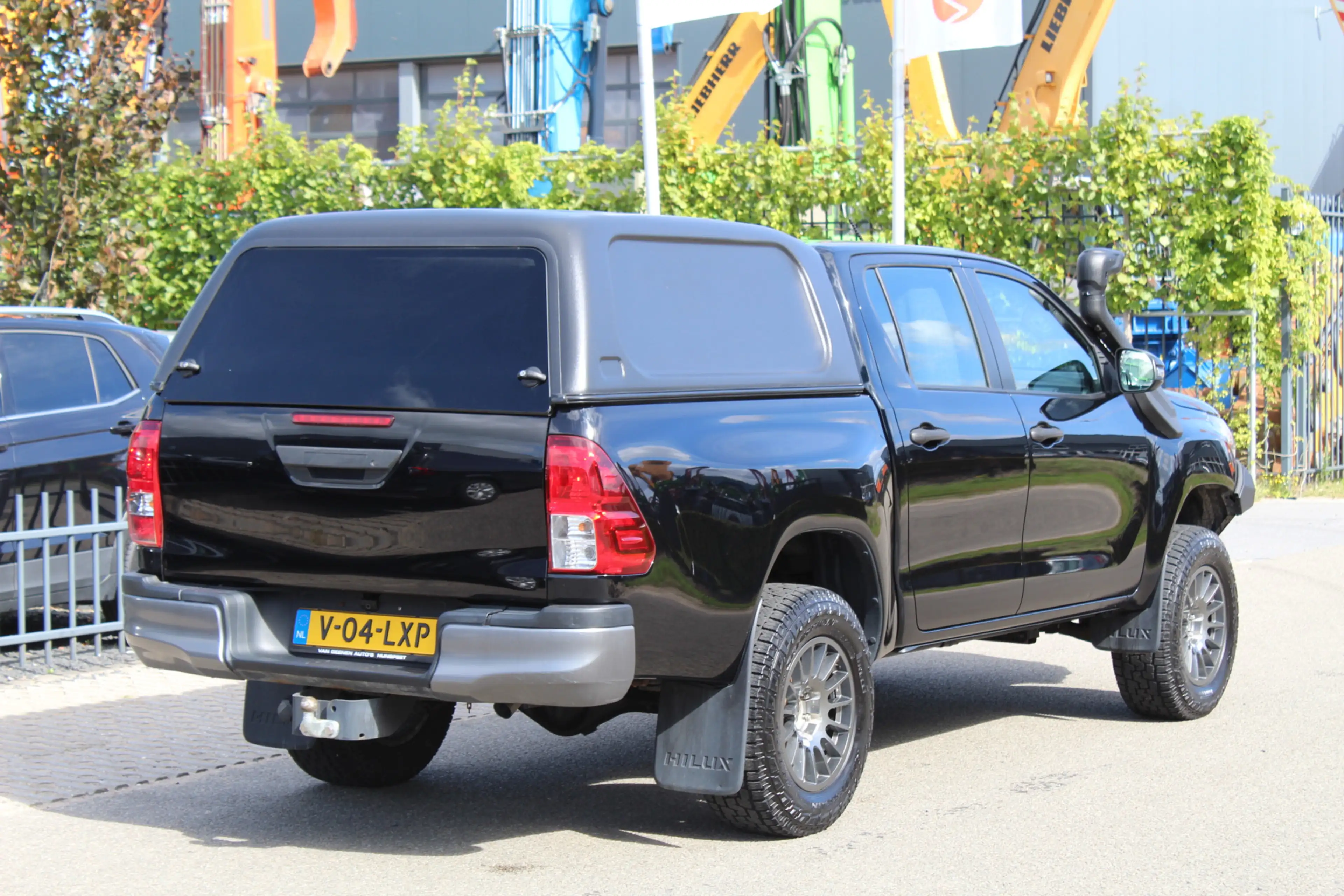 Toyota Hilux 2.4 D-4D-F 150Pk 4x4 | Grijs kenteken | RIVAL + ME — photo 31