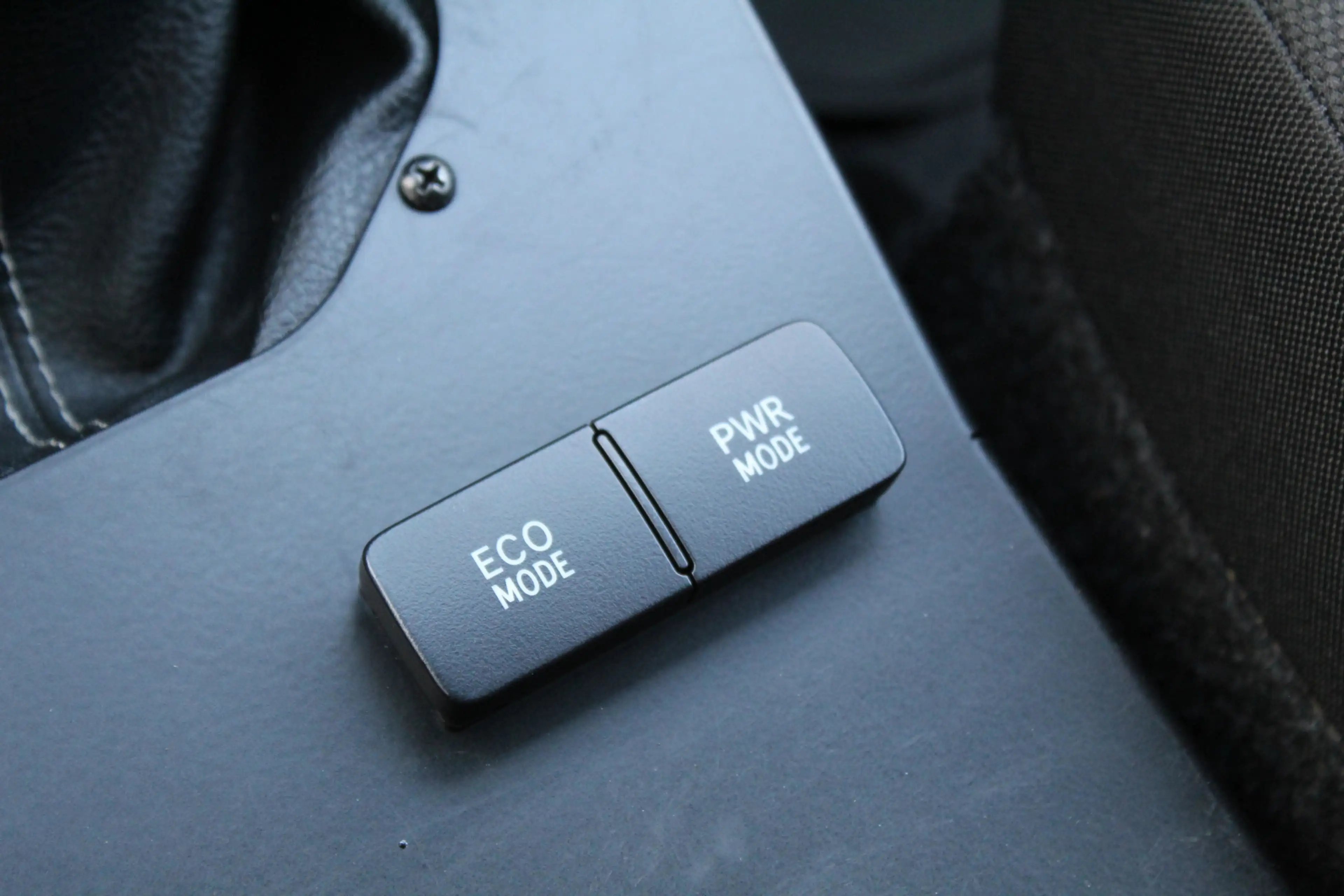 Toyota Hilux 2.4 D-4D-F 150Pk 4x4 | Grijs kenteken | RIVAL + ME — photo 12