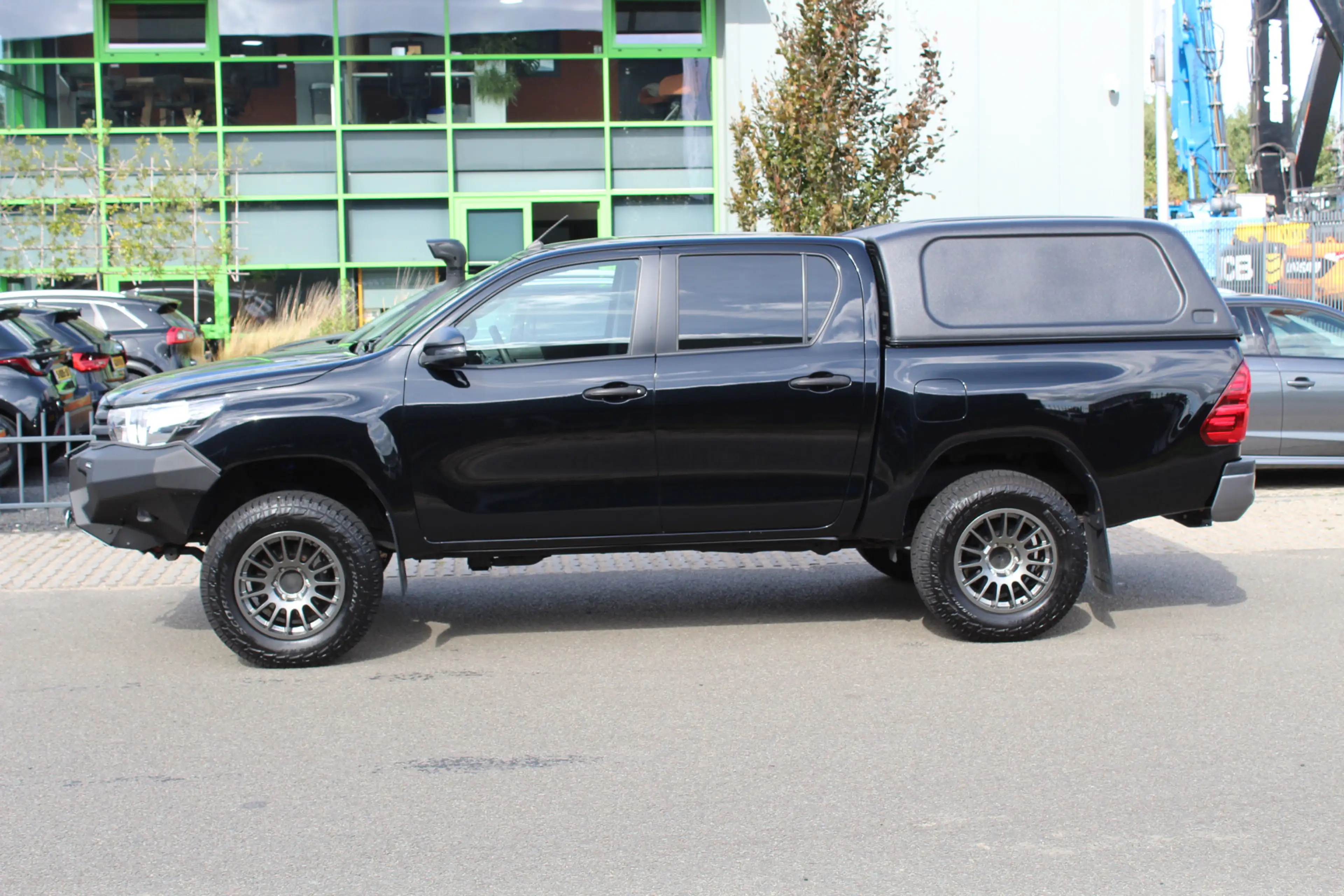 Toyota Hilux 2.4 D-4D-F 150Pk 4x4 | Grijs kenteken | RIVAL + ME — photo 5