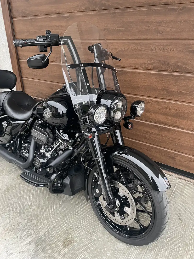 Harley-Davidson Road King Special - 1