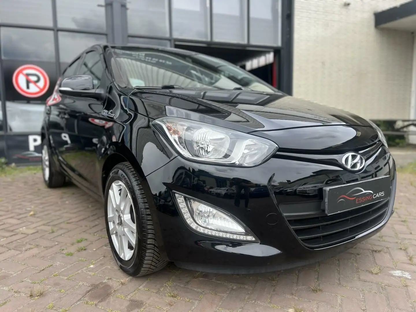 Hyundai i20 1.2i i-Motion Zwart - 2