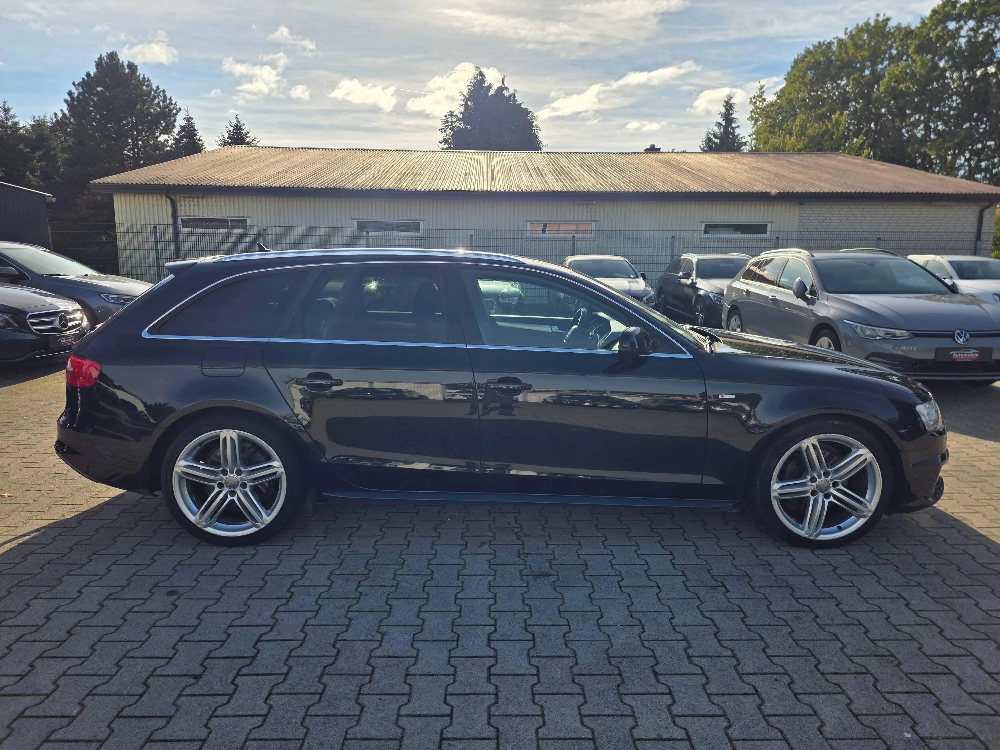 Audi A4 Avant 2.0 TDI Automatik S-Line — photo 4