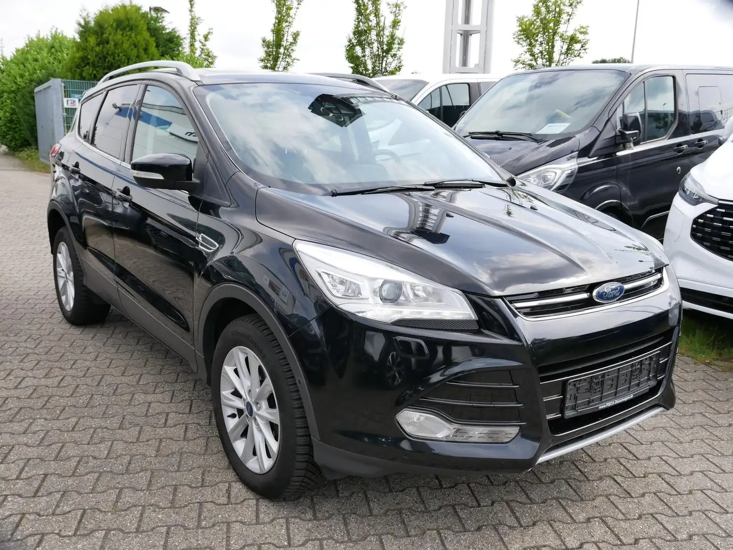 Ford Kuga Titanium 2.0 TDCi 4X4 PANO ACC LEDER NAVI X Schwarz - 2