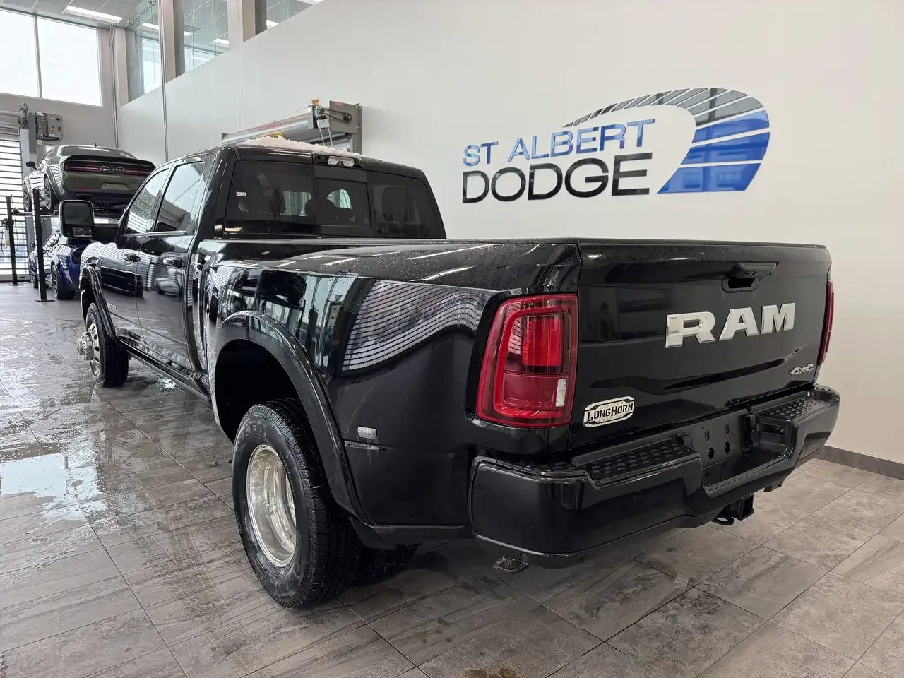 RAM 3500 снимка RAM 3500