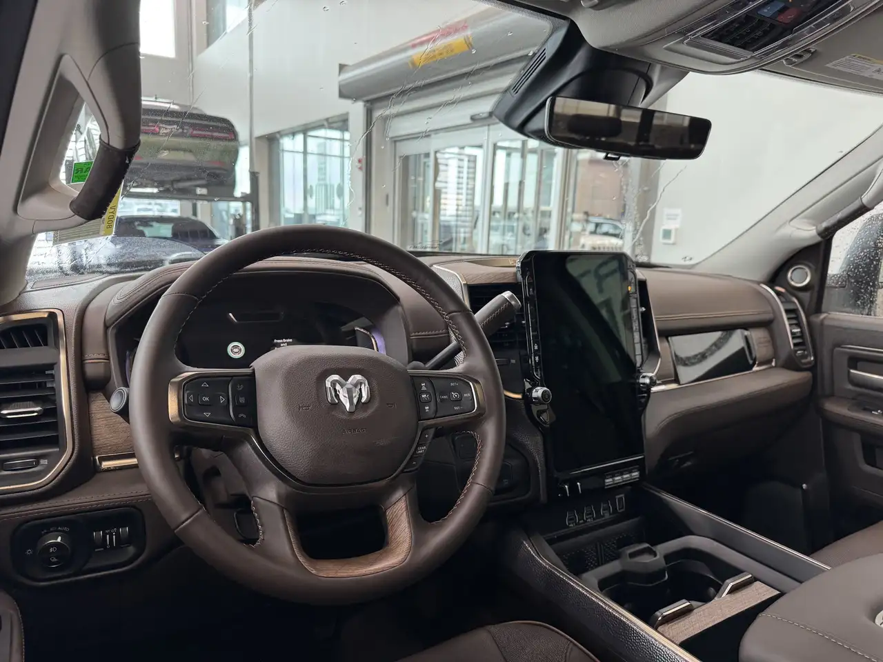 RAM 3500 снимка RAM 3500