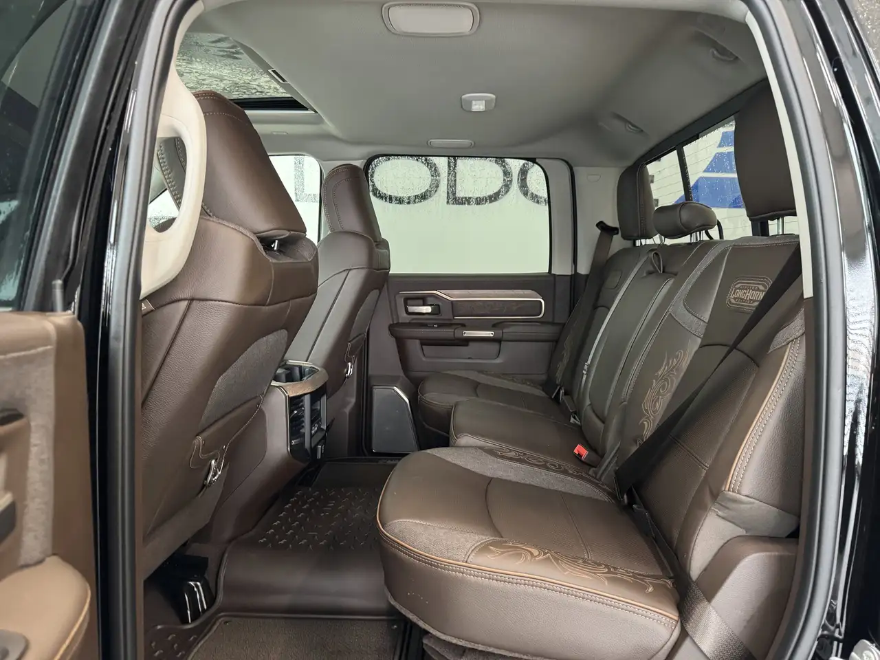 RAM 3500 снимка RAM 3500