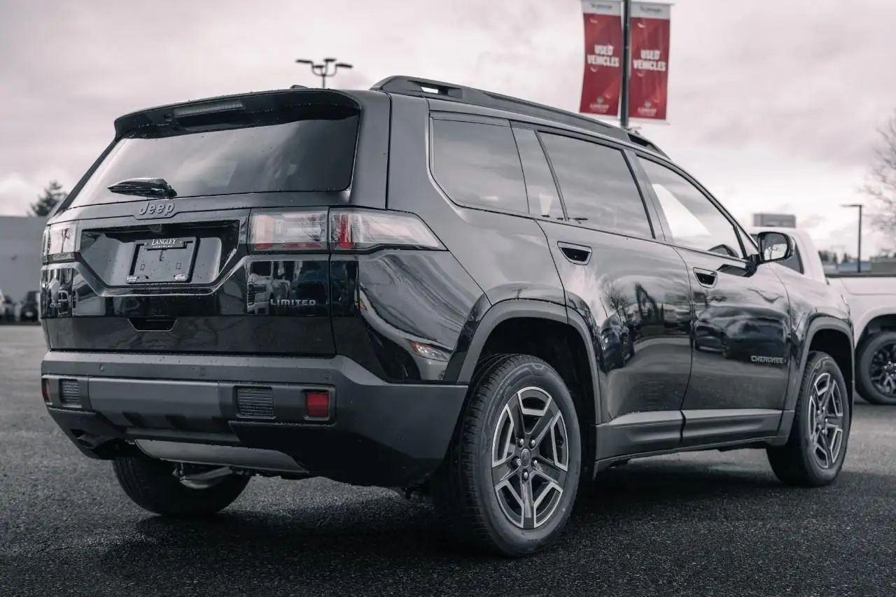 Jeep Cherokee снимка Jeep Cherokee