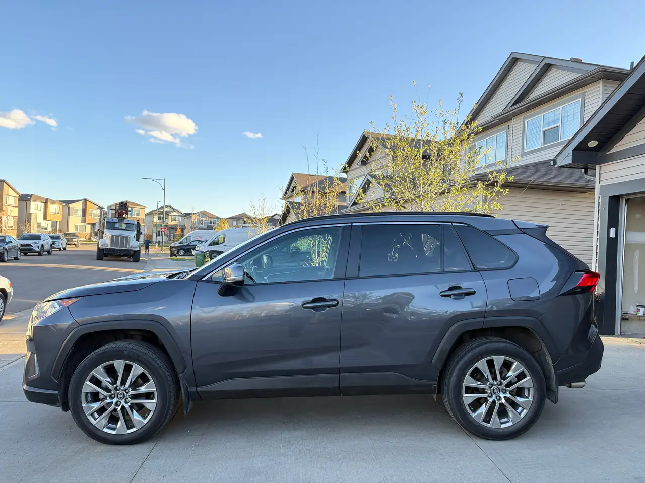 Toyota RAV 4 снимка Toyota RAV 4