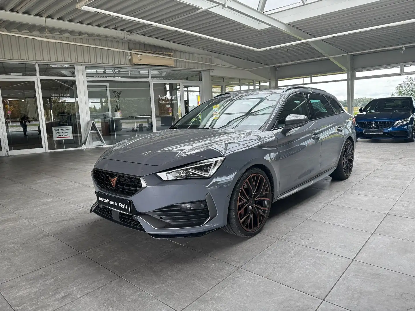CUPRA Leon Sportstourer VZ CUP 4Drive Gris - 1