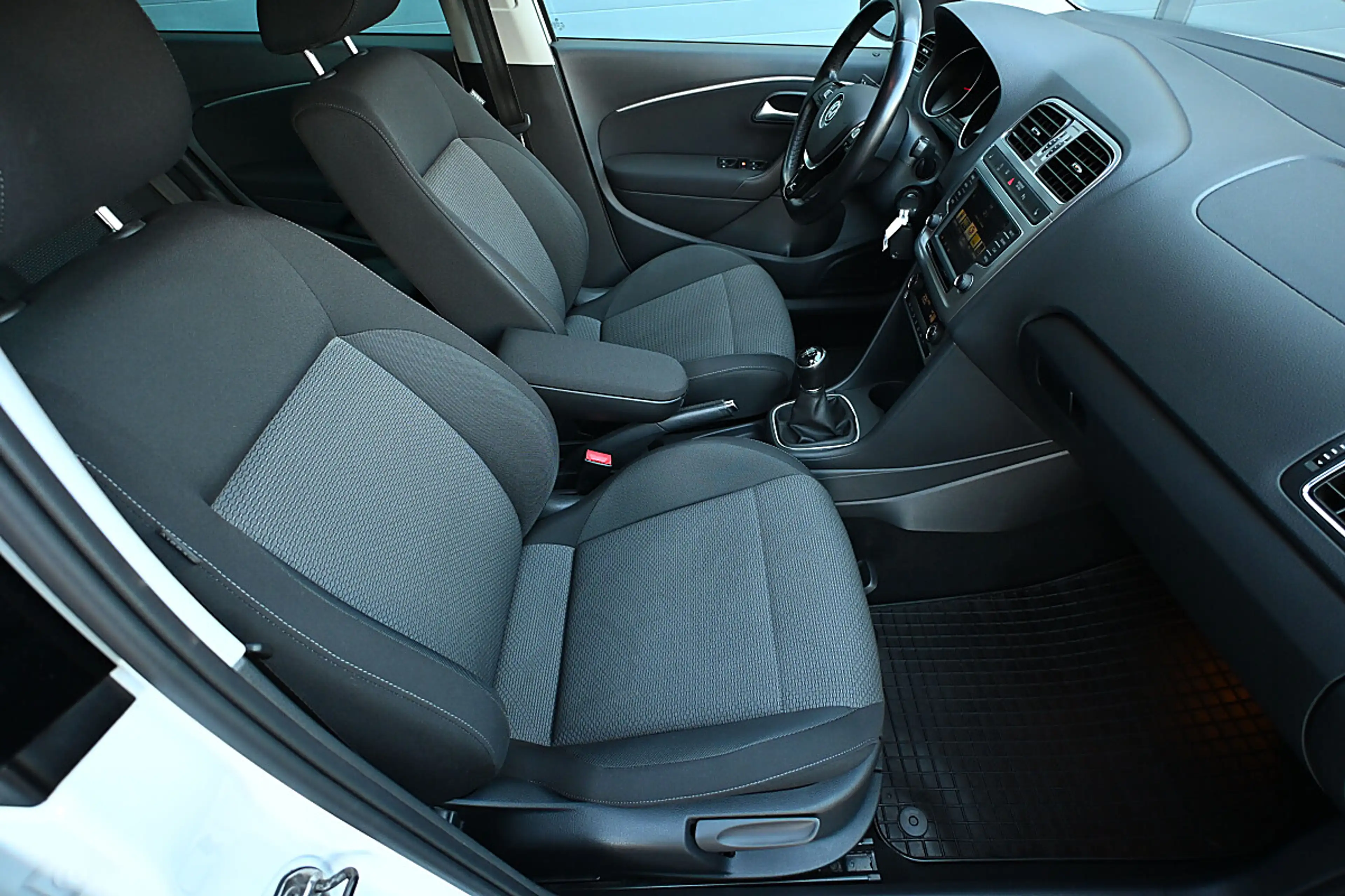 Volkswagen Polo Highline BlueMotion 1,2 TSI LED, Climatronic, T... — photo 6