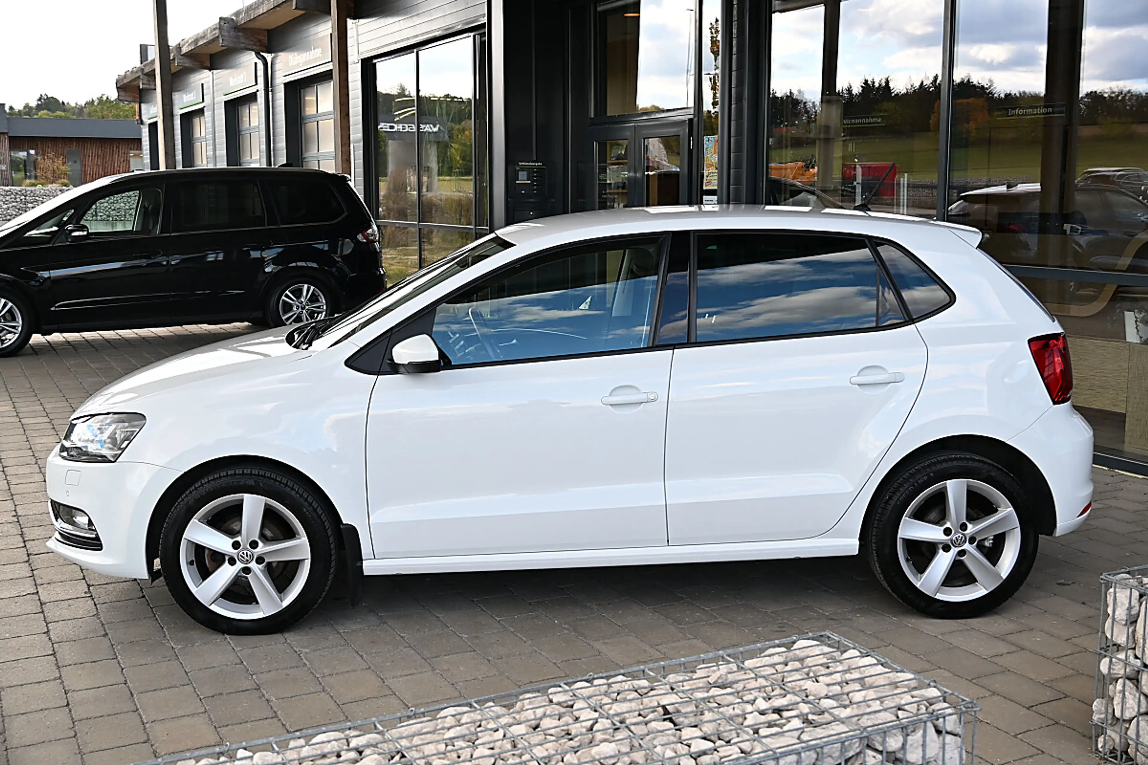 Volkswagen Polo Highline BlueMotion 1,2 TSI LED, Climatronic, T... — photo 2
