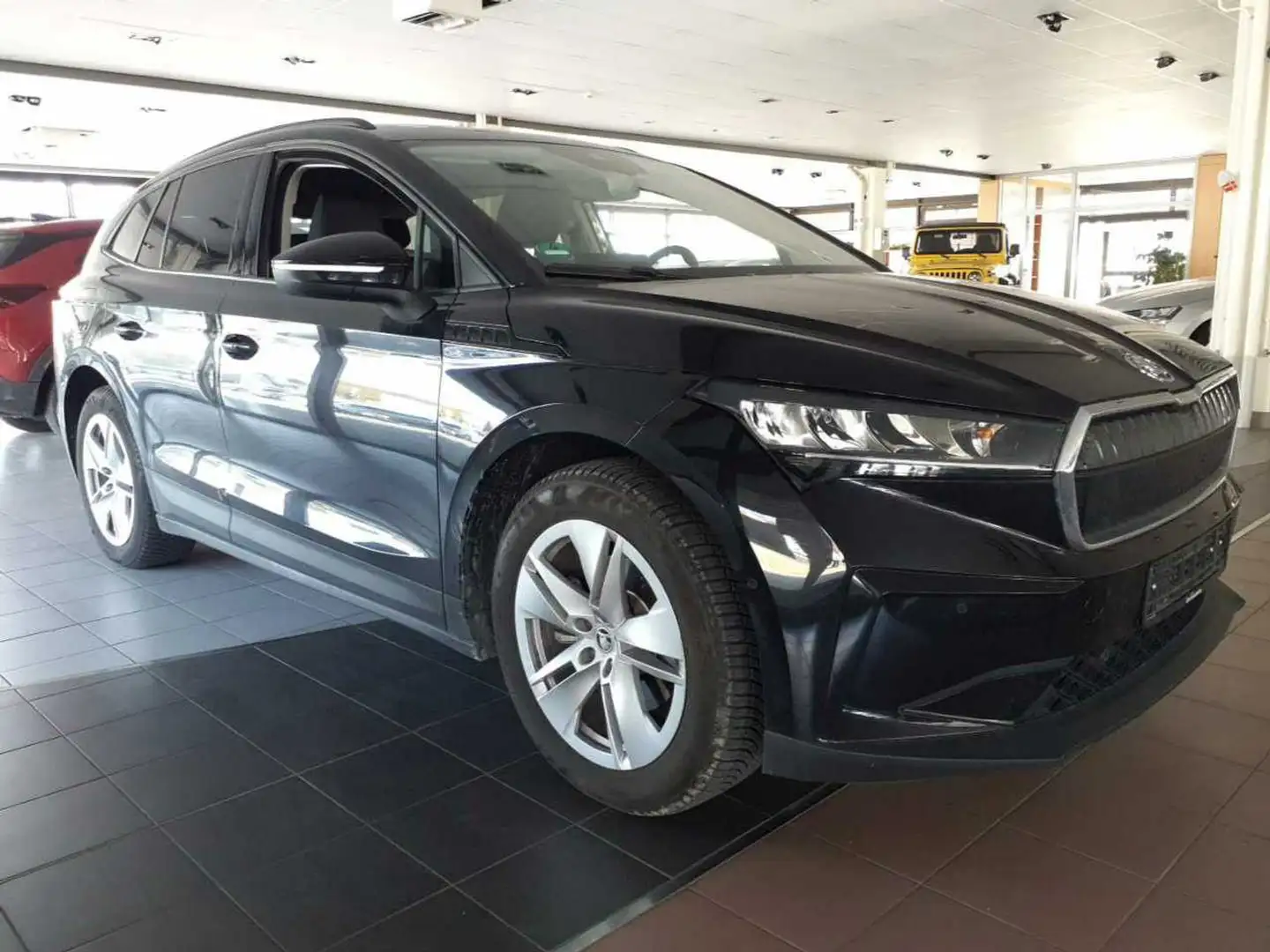 Skoda Enyaq 60 Loft NAvi 1. Hand LED 24'km Schwarz - 1