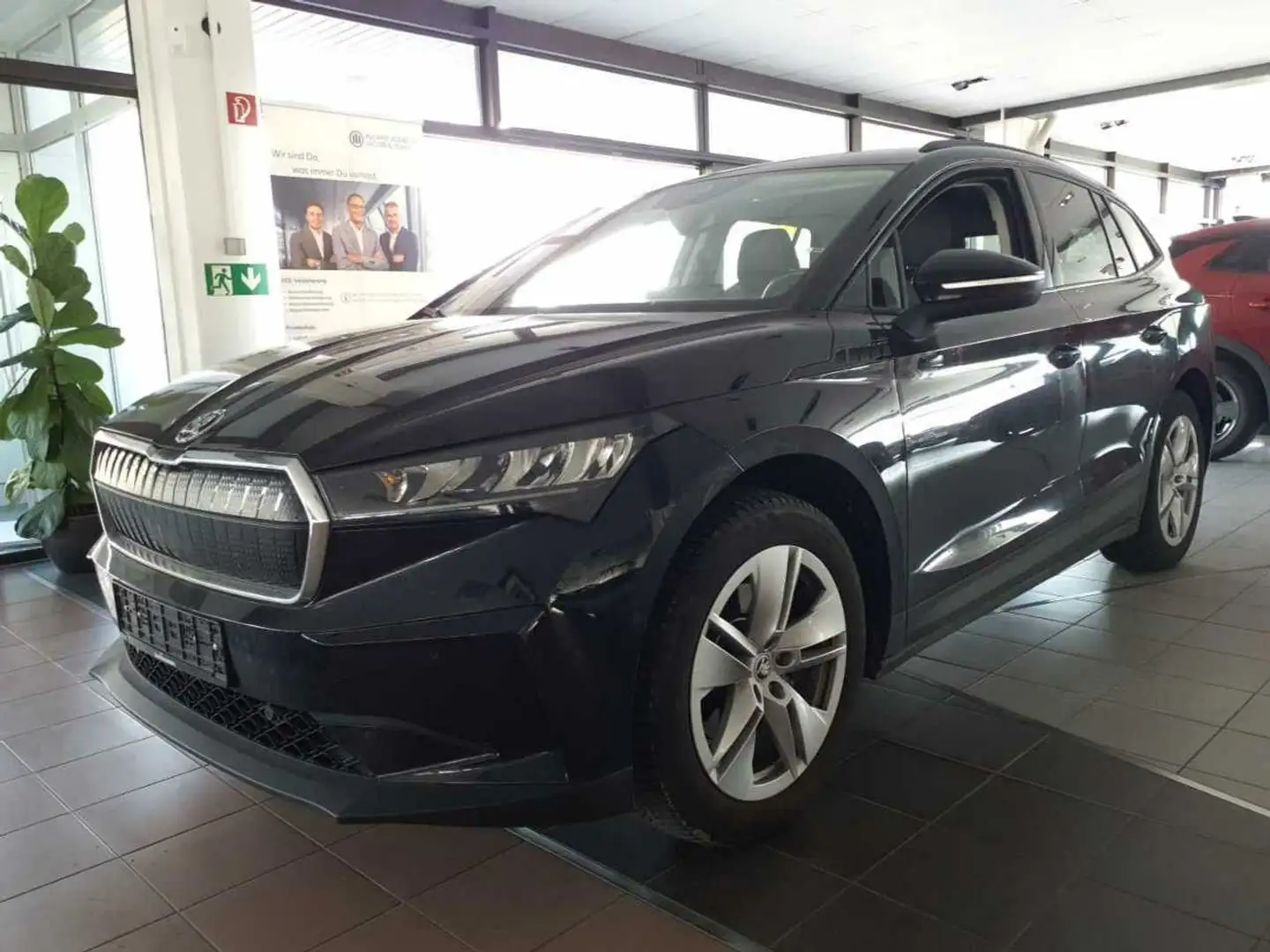 Skoda Enyaq 60 Loft NAvi 1. Hand LED 24'km Schwarz - 2