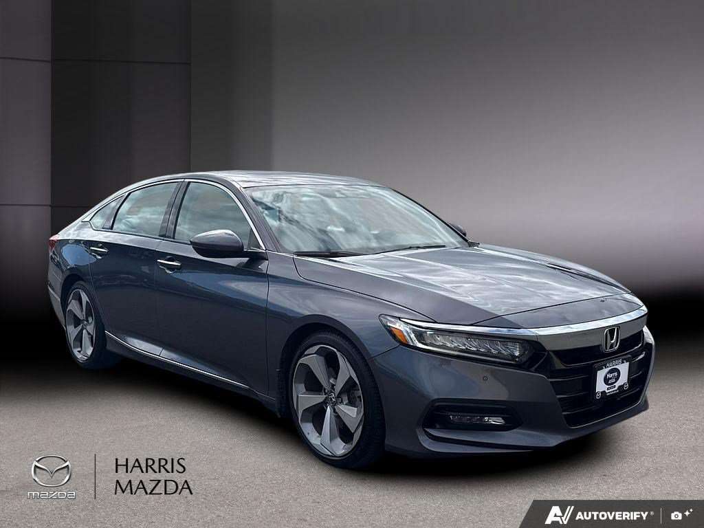 2018 Honda Accord Touring 2.0T LEATHER / NAVIGATION!!