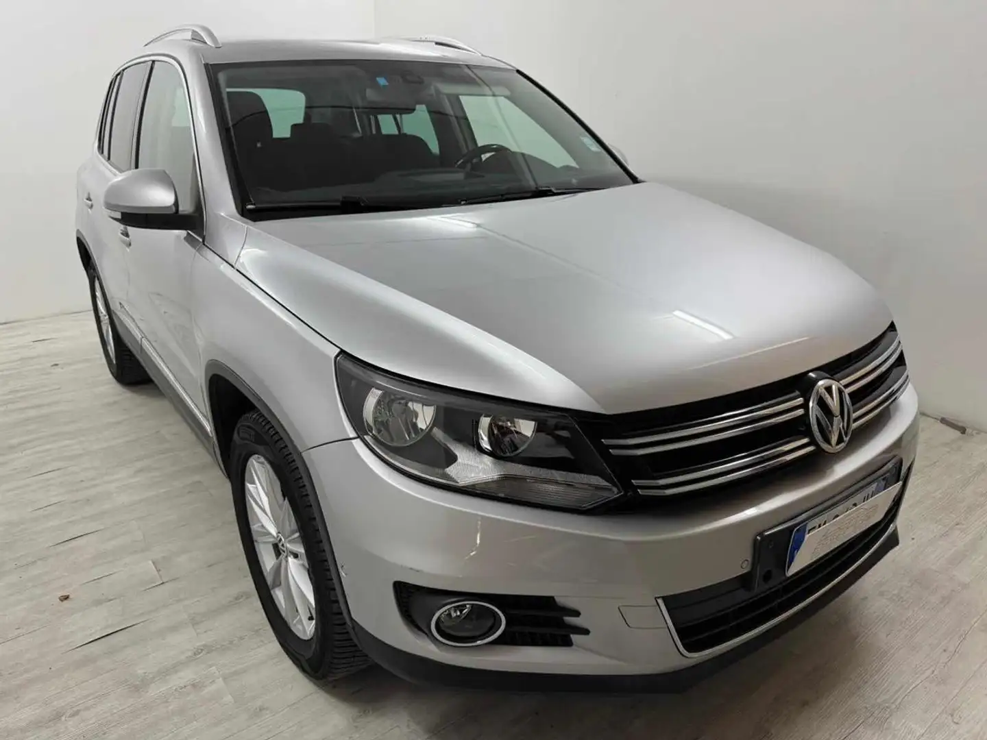 Volkswagen Tiguan 2.0 TDI 140 CV 4MOTION Track & Style Grigio - 2